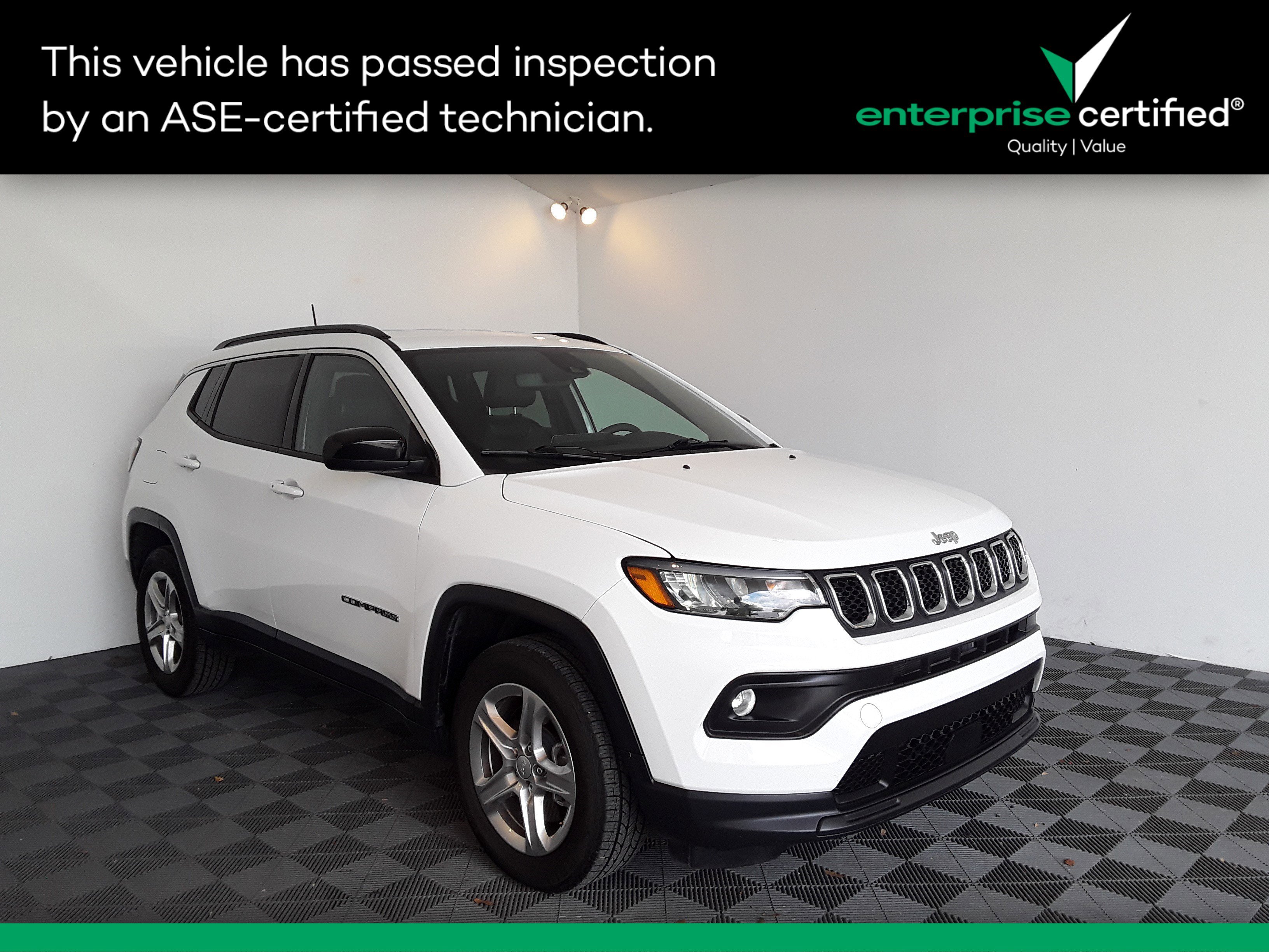 2024 Jeep Compass Latitude's photo