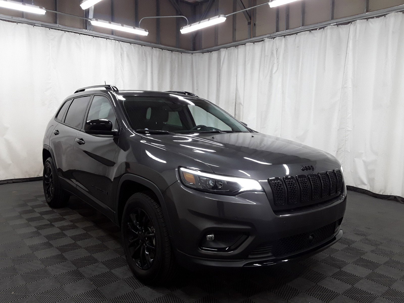 Used 2023 Jeep Cherokee Altitude Lux 4x4