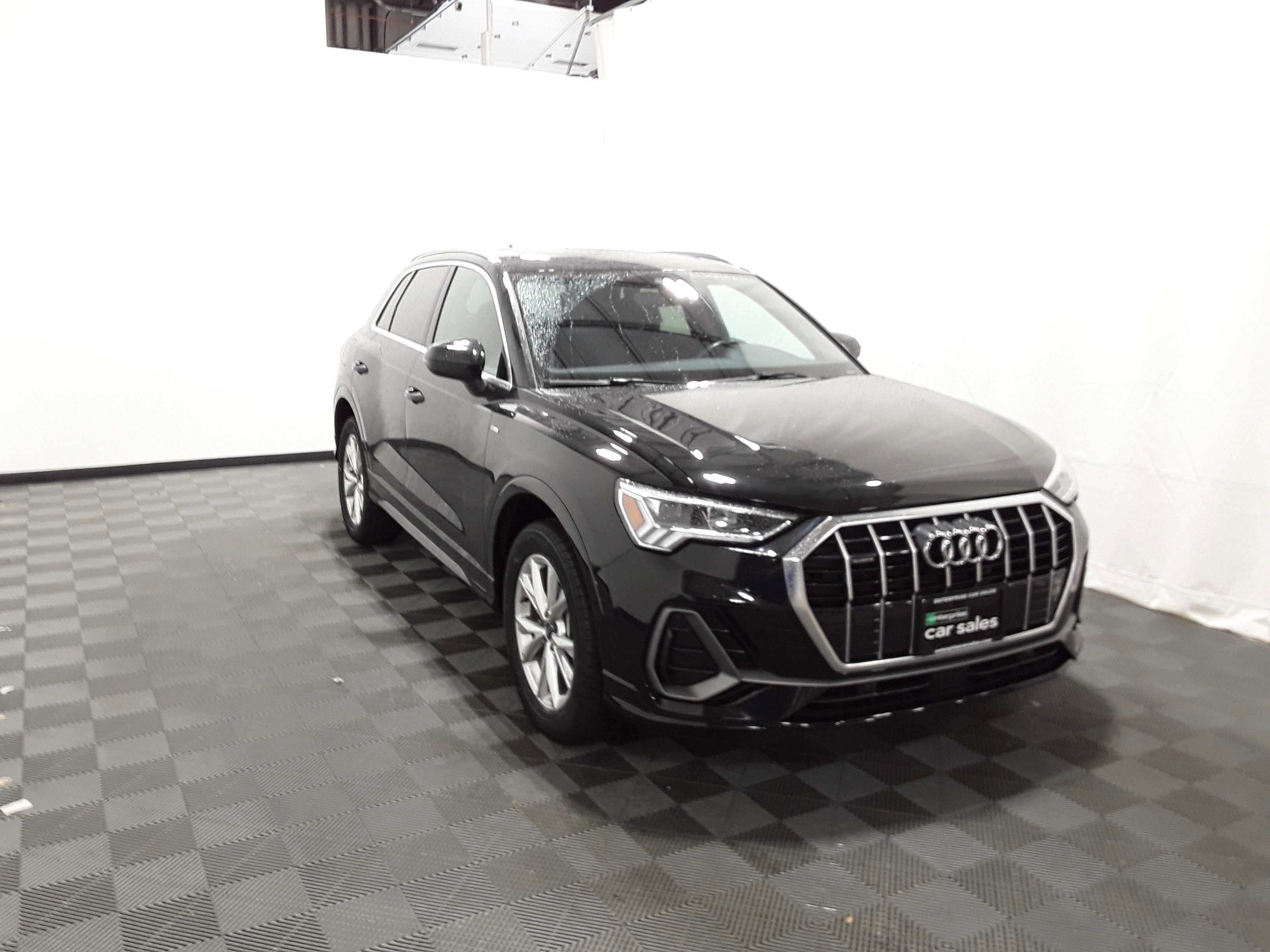 2023 Audi Q3 S line Premium 45 TFSI quattro