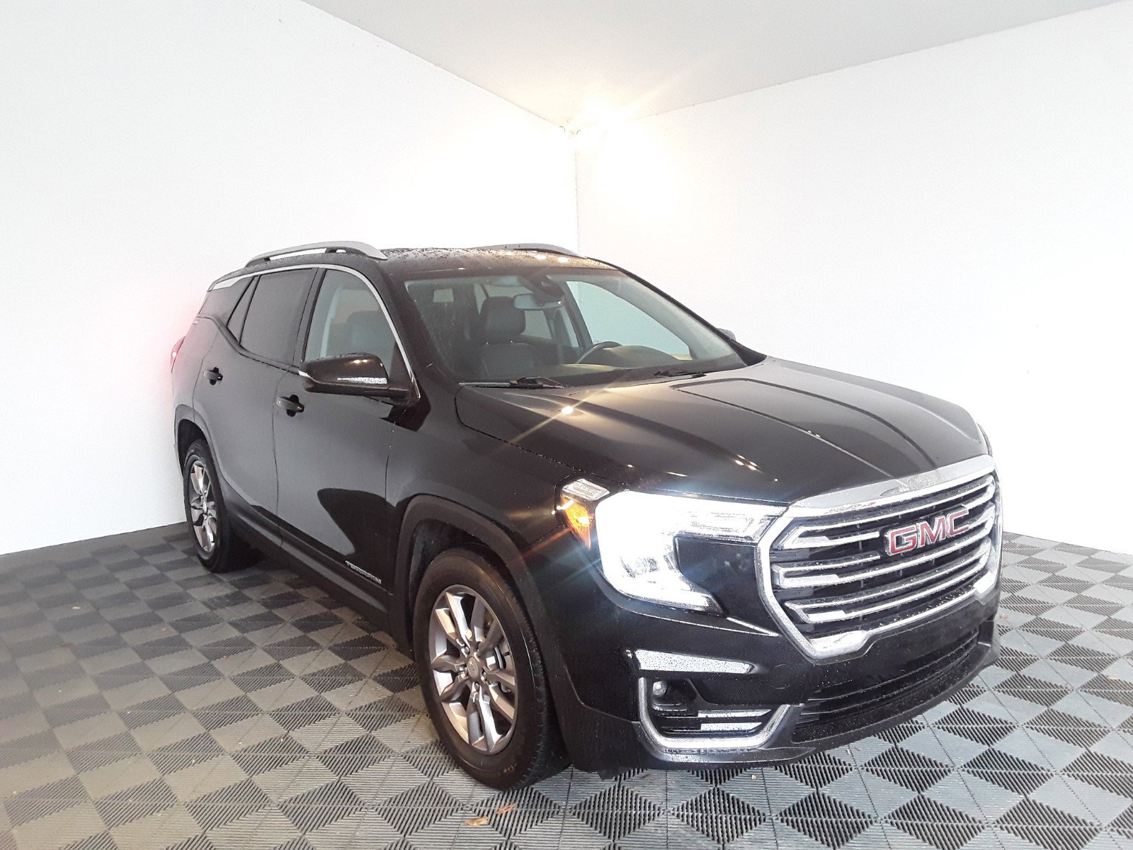 2023 GMC Terrain FWD 4dr SLT