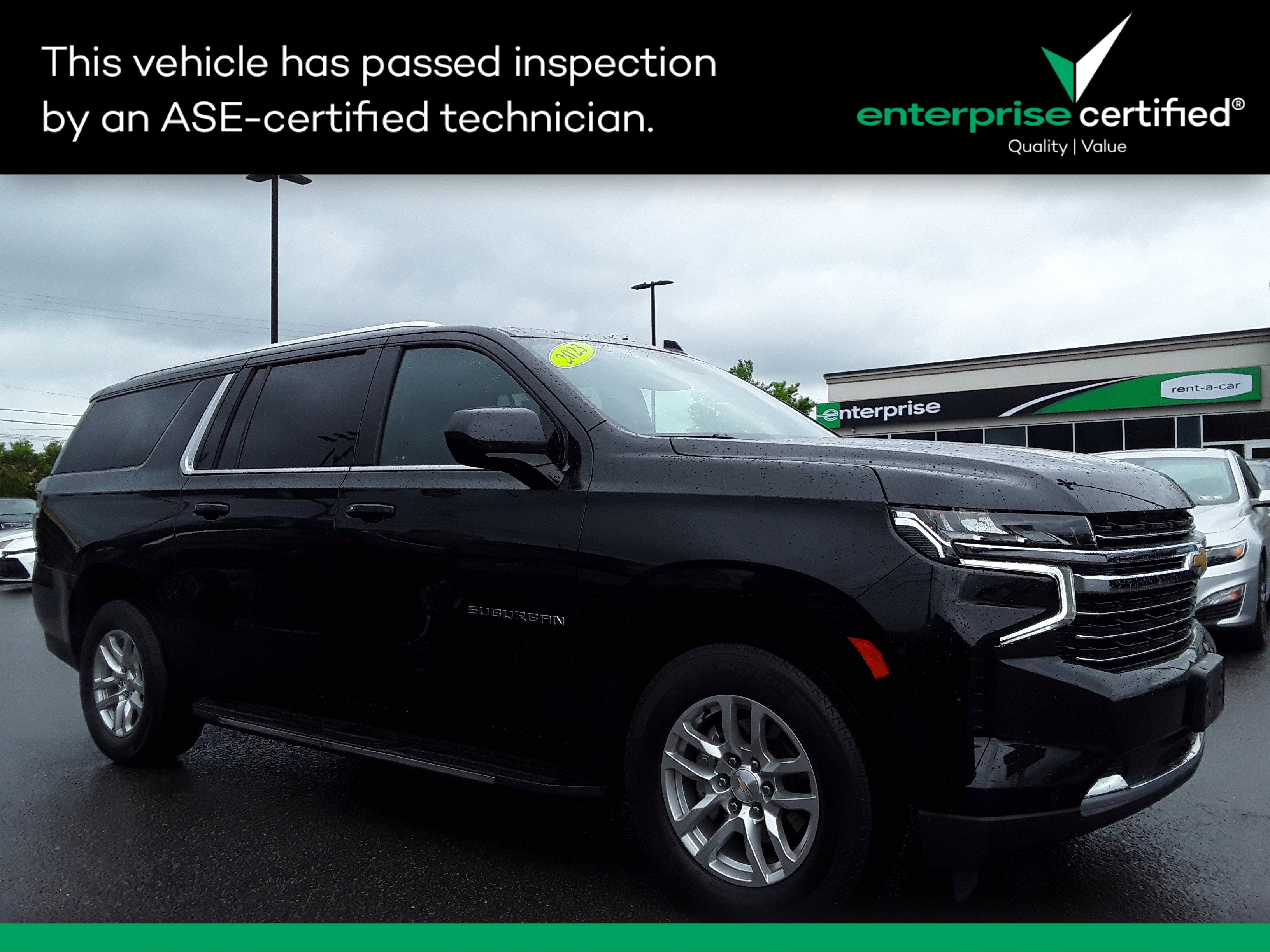 2023 Chevrolet Suburban 4WD 4dr LT