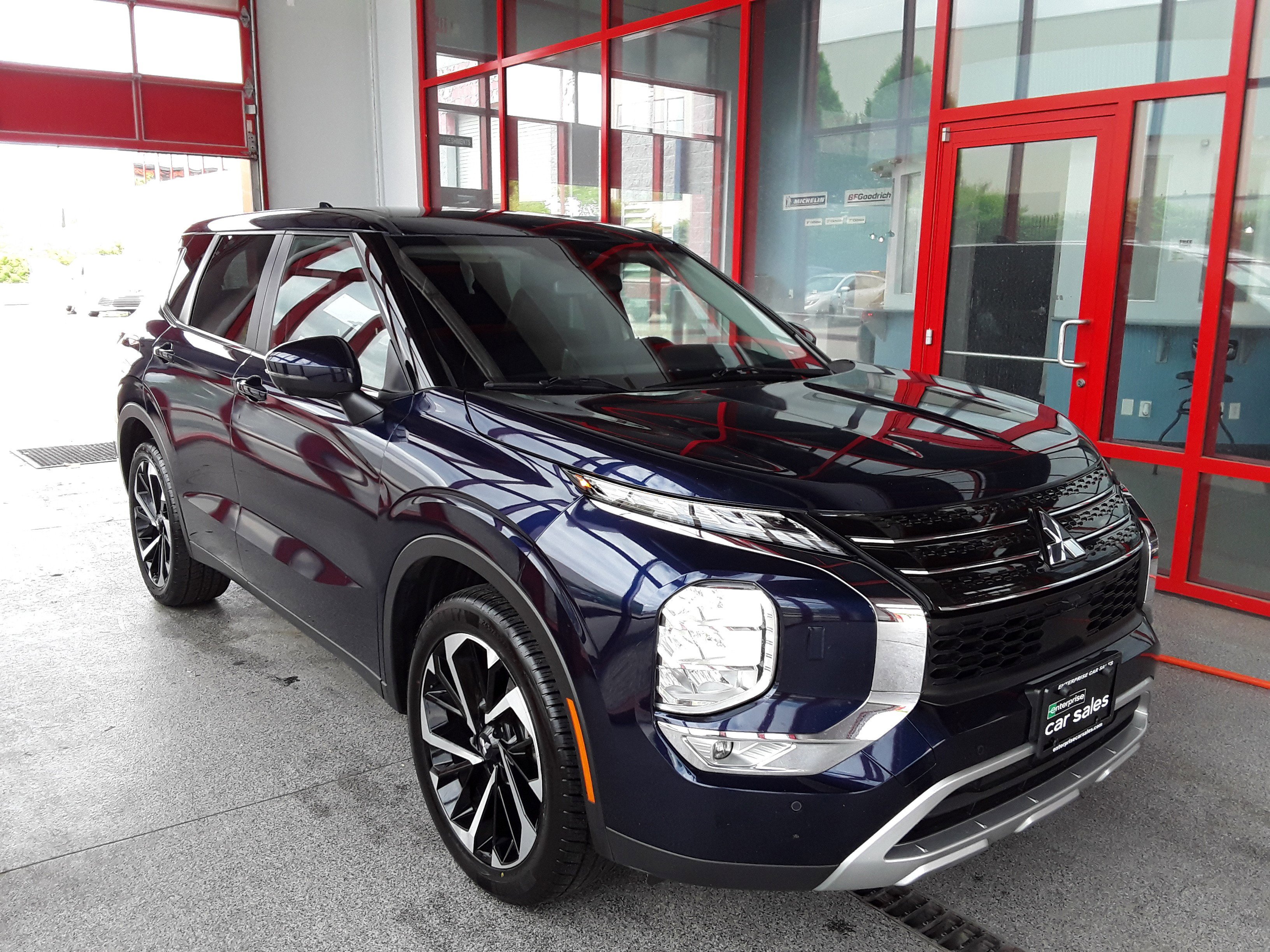2023 Mitsubishi Outlander SE S-AWC