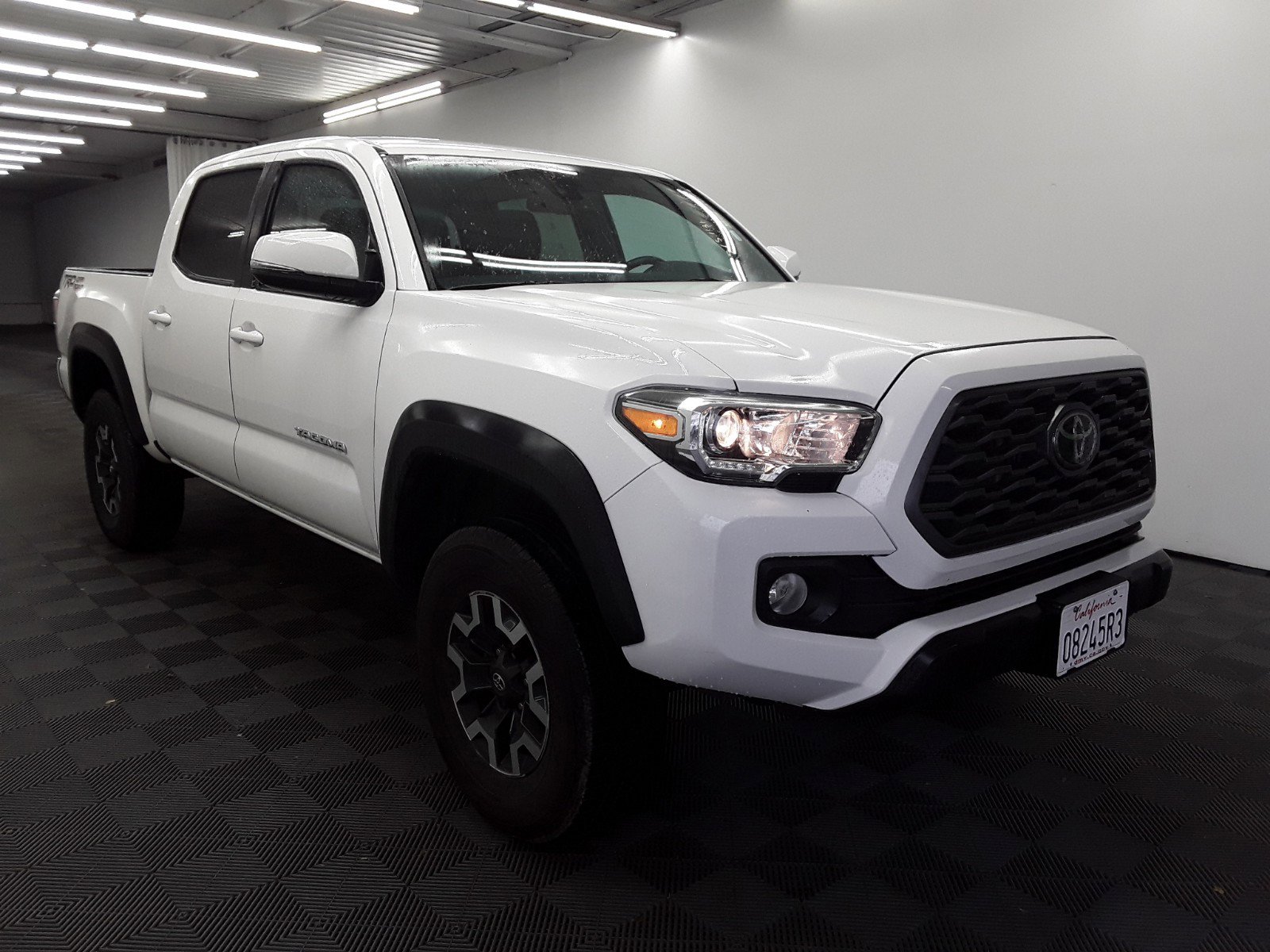 2023 Toyota Tacoma 2WD TRD Off Road Double Cab 5' Bed V6 AT