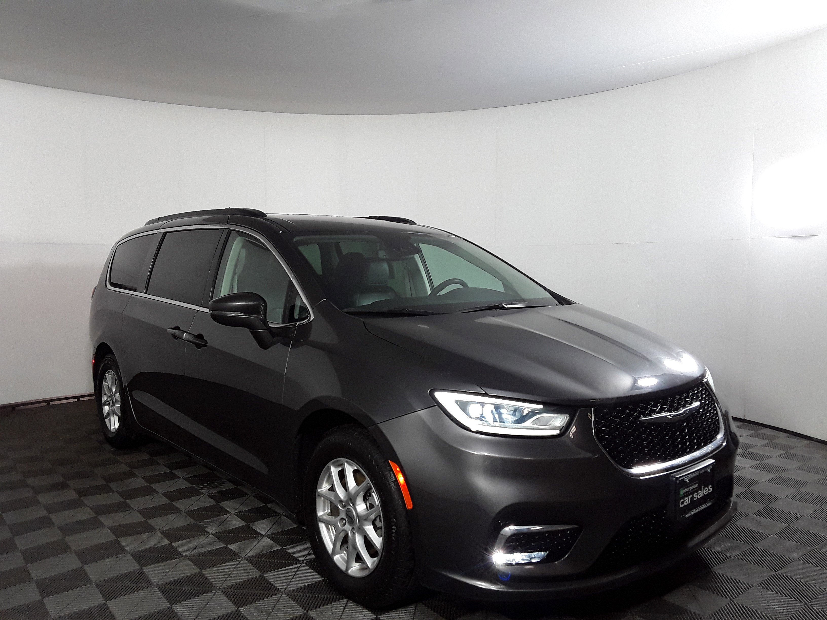 2022 Chrysler Pacifica Touring L FWD