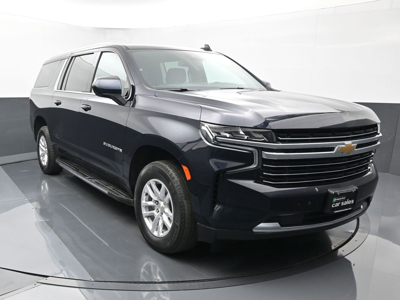 2023 Chevrolet Suburban 4WD 4dr LT