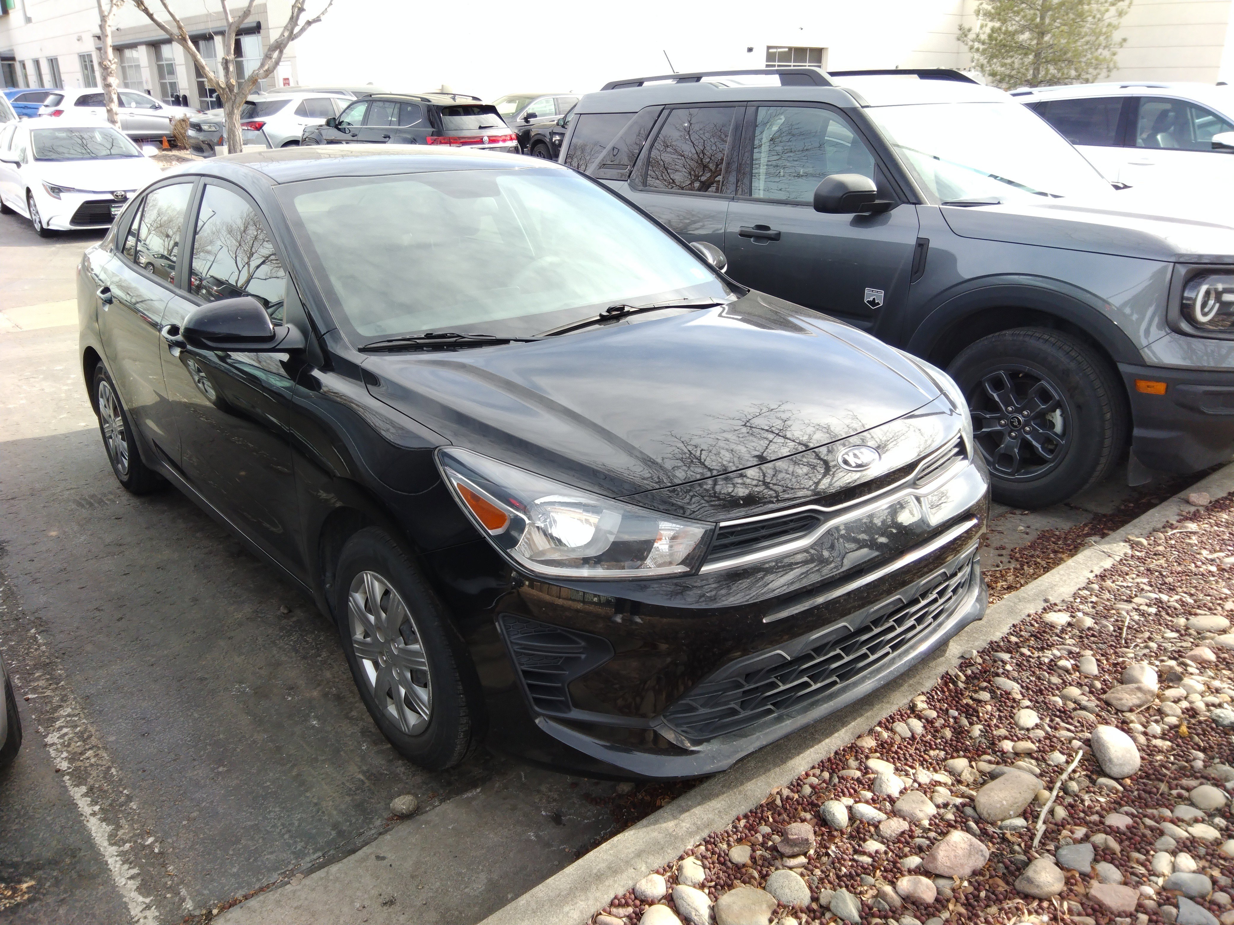 Used 2021 Kia Rio LX IVT