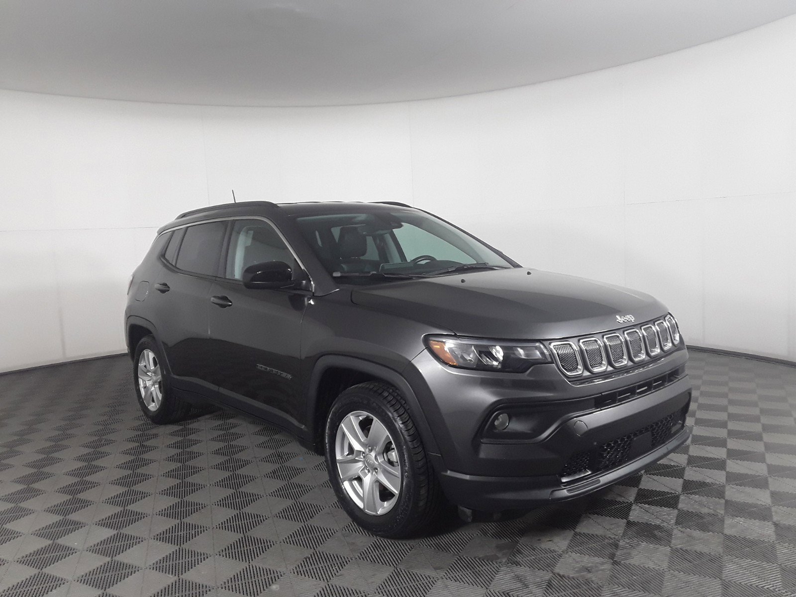 2022 Jeep Compass Latitude FWD