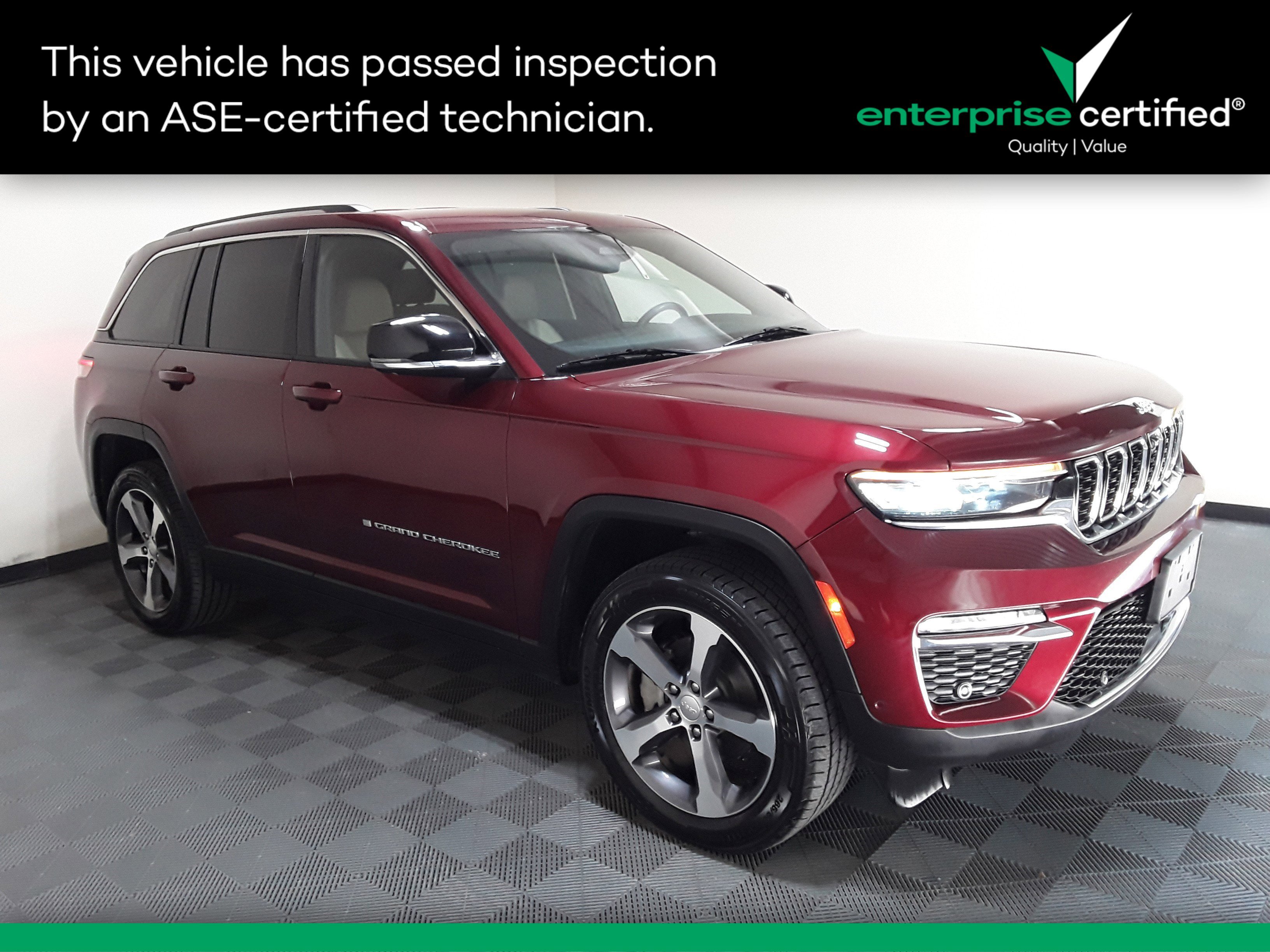 Used 2023 Jeep Grand Cherokee Limited 4x2