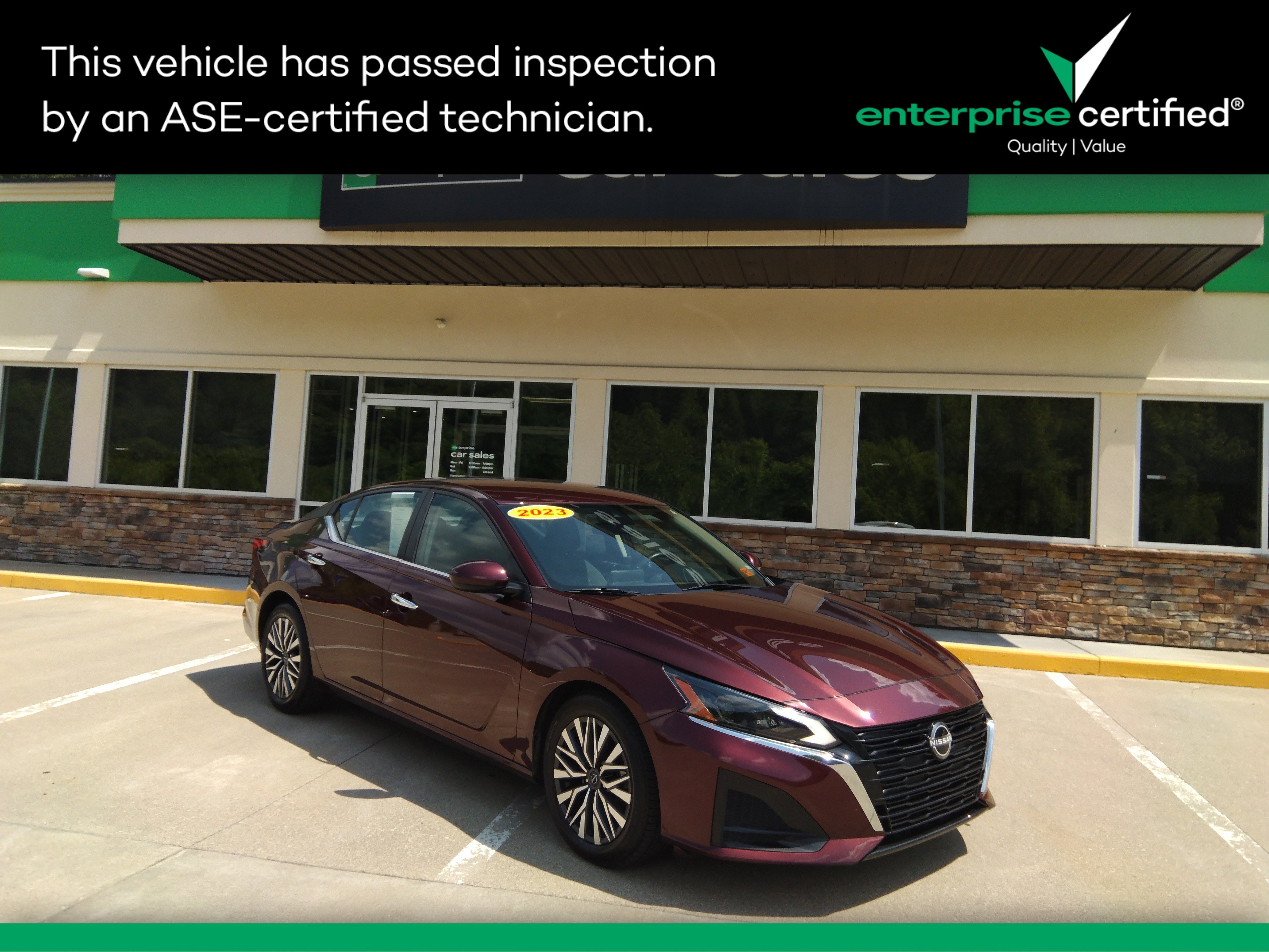 Used 2023 Nissan Altima 2.5 SV Sedan