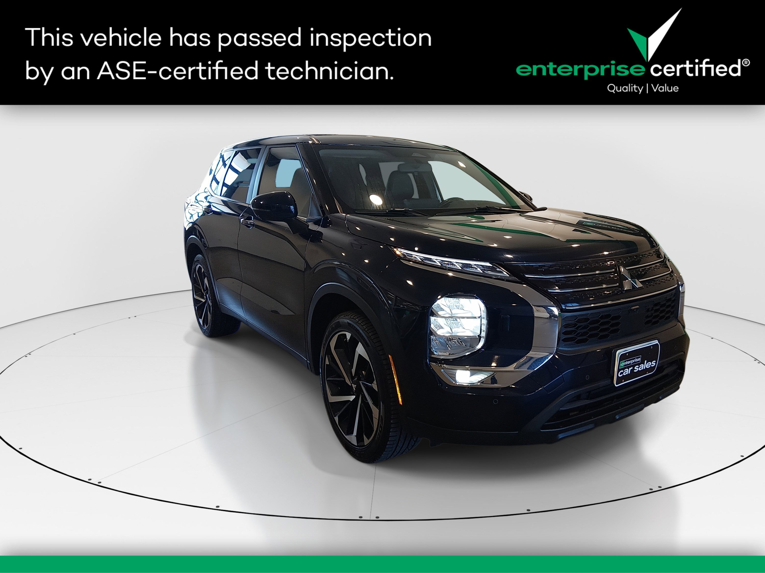 2024 Mitsubishi Outlander SE