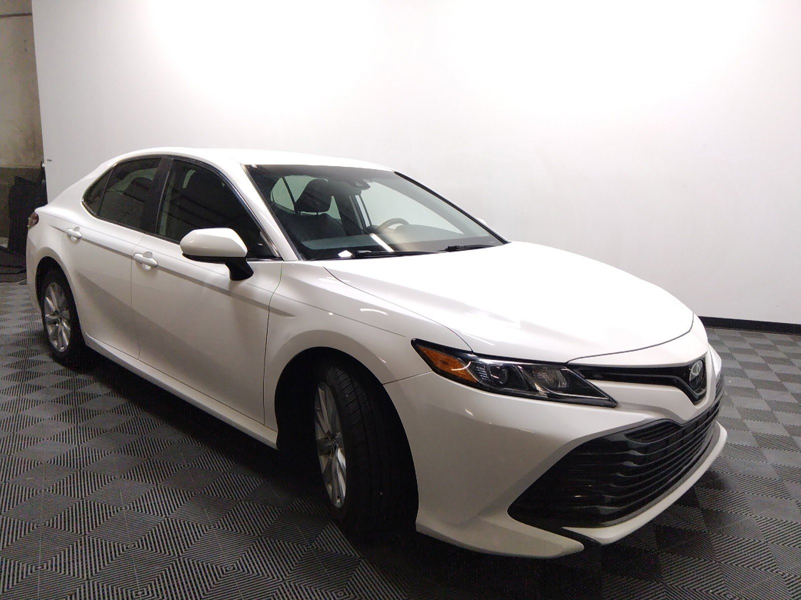 2019 Toyota Camry LE Auto