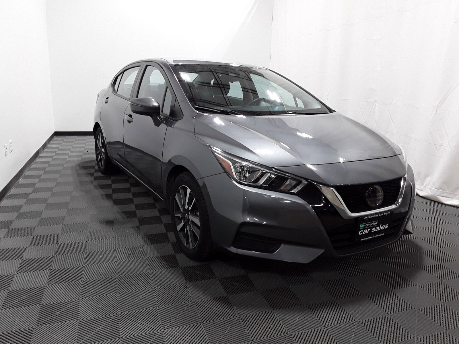 2021 Nissan Versa SV CVT