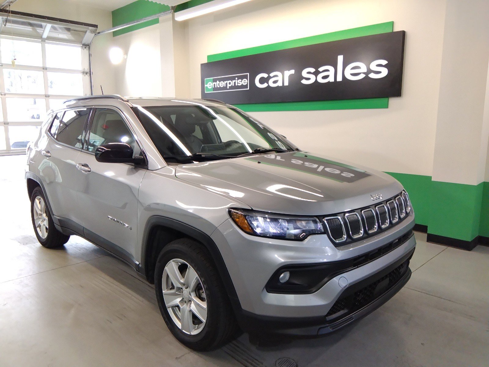 2022 Jeep Compass Latitude FWD