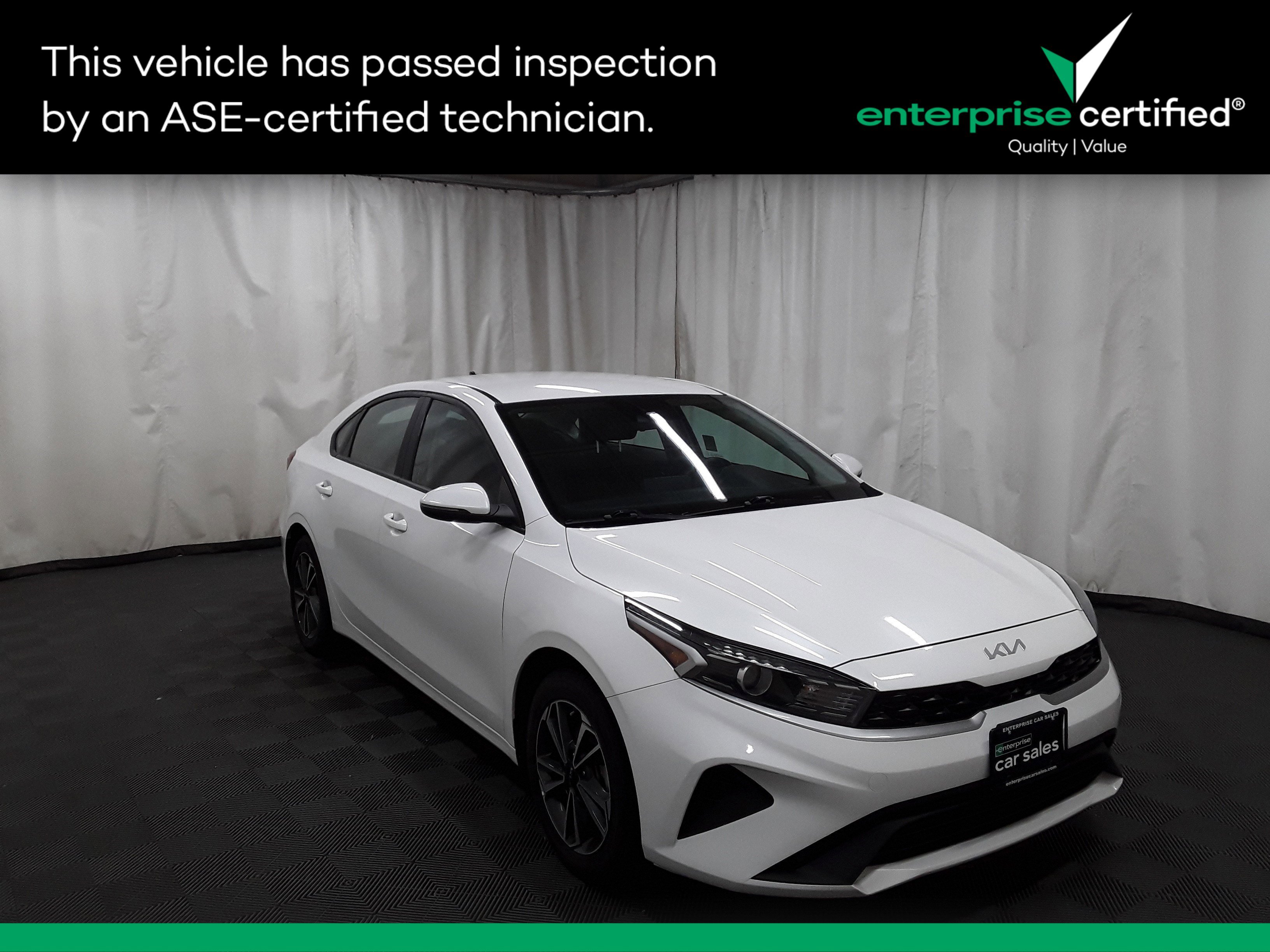 2023 Kia Forte LXS IVT