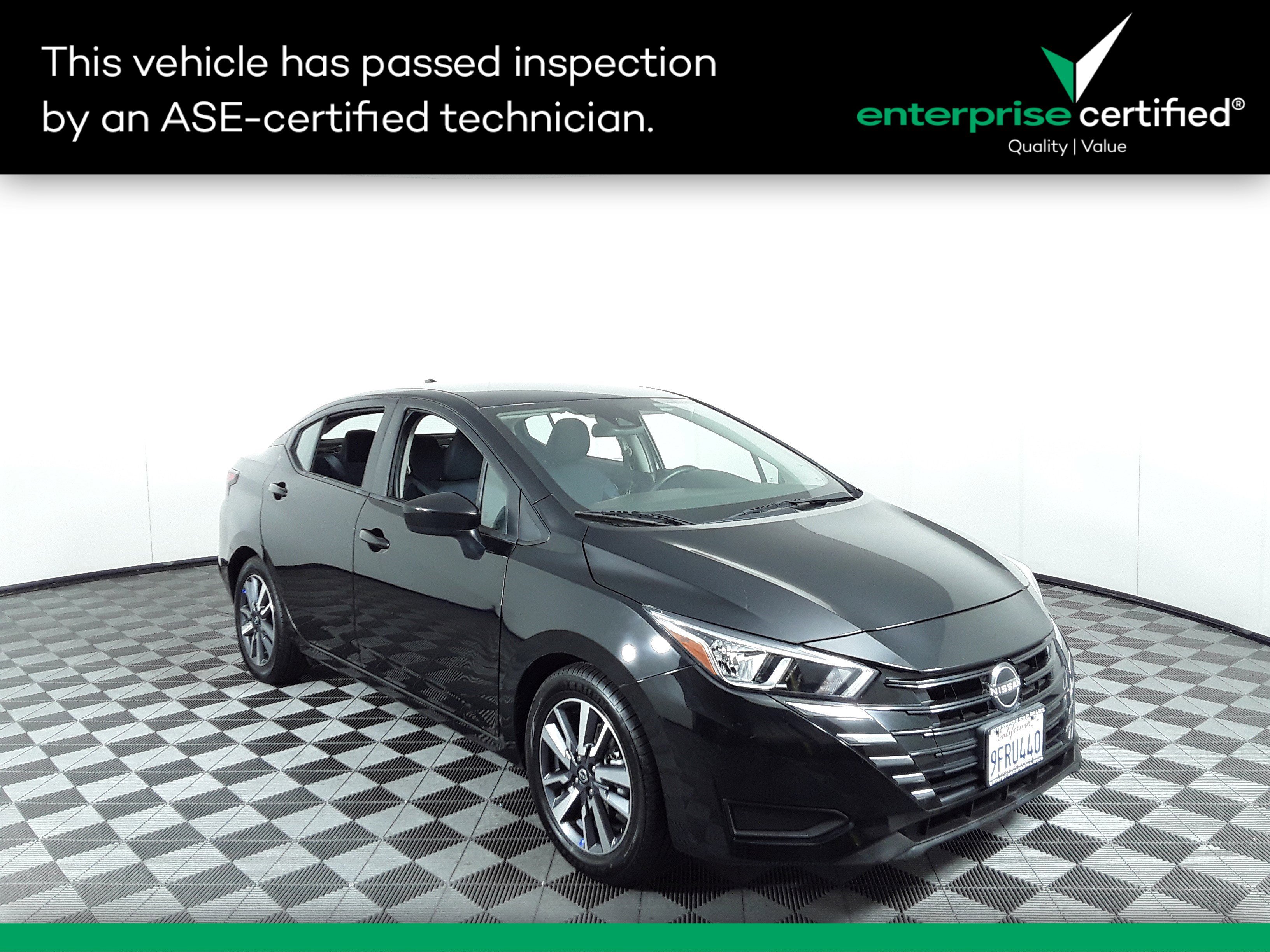 2023 Nissan Versa SV CVT