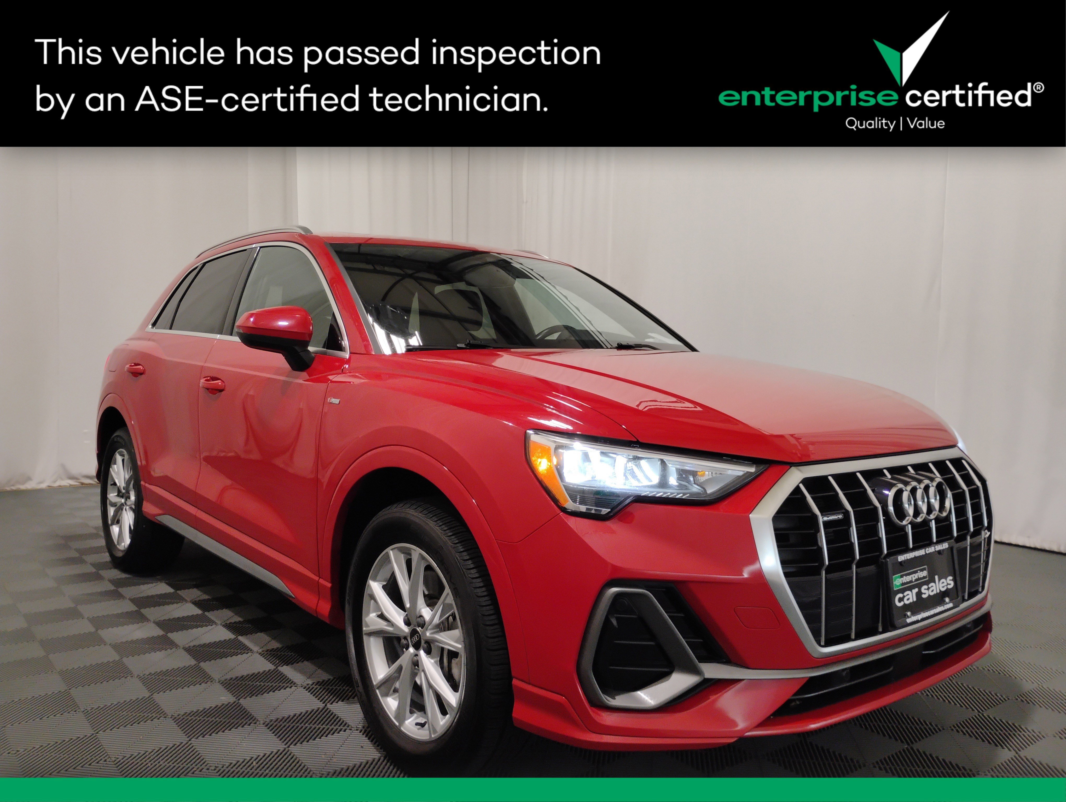 2022 Audi Q3 S line Premium 45 TFSI quattro