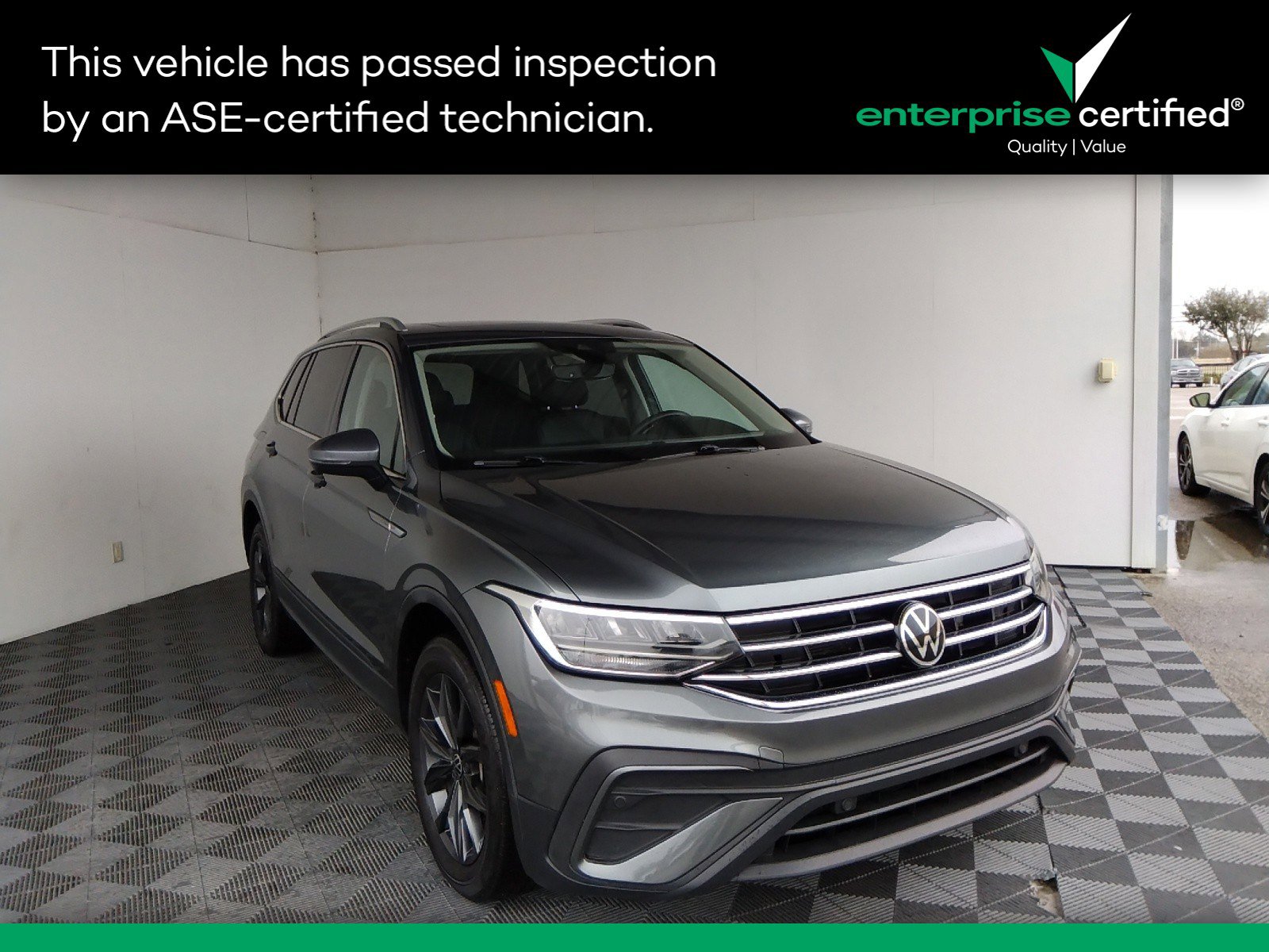 Used 2022 Volkswagen Tiguan 2.0T SE 4MOTION