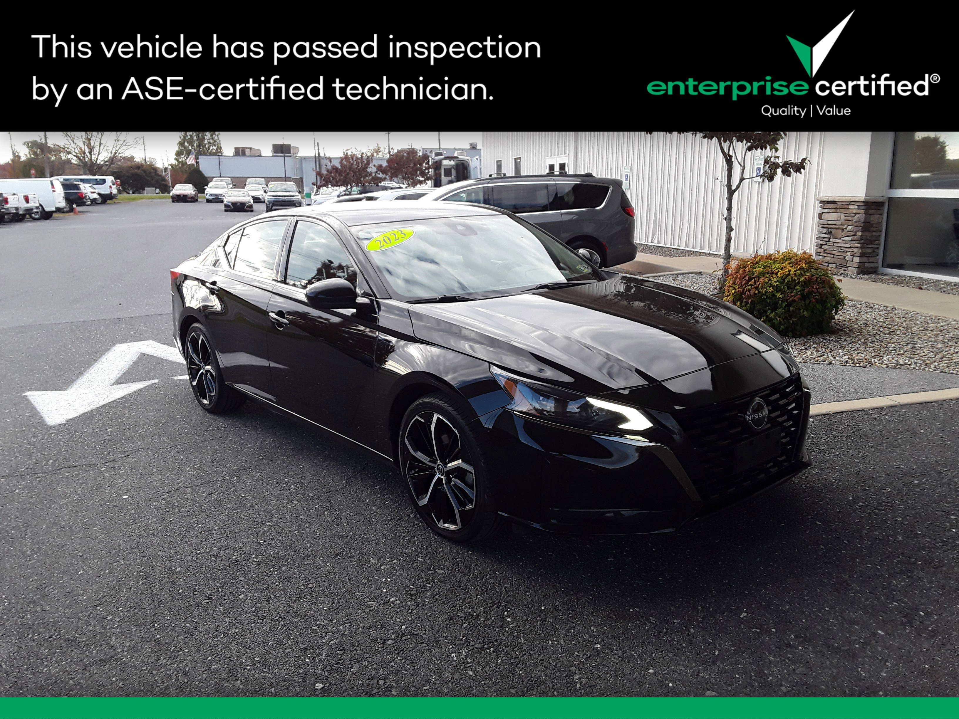 2023 Nissan Altima SR