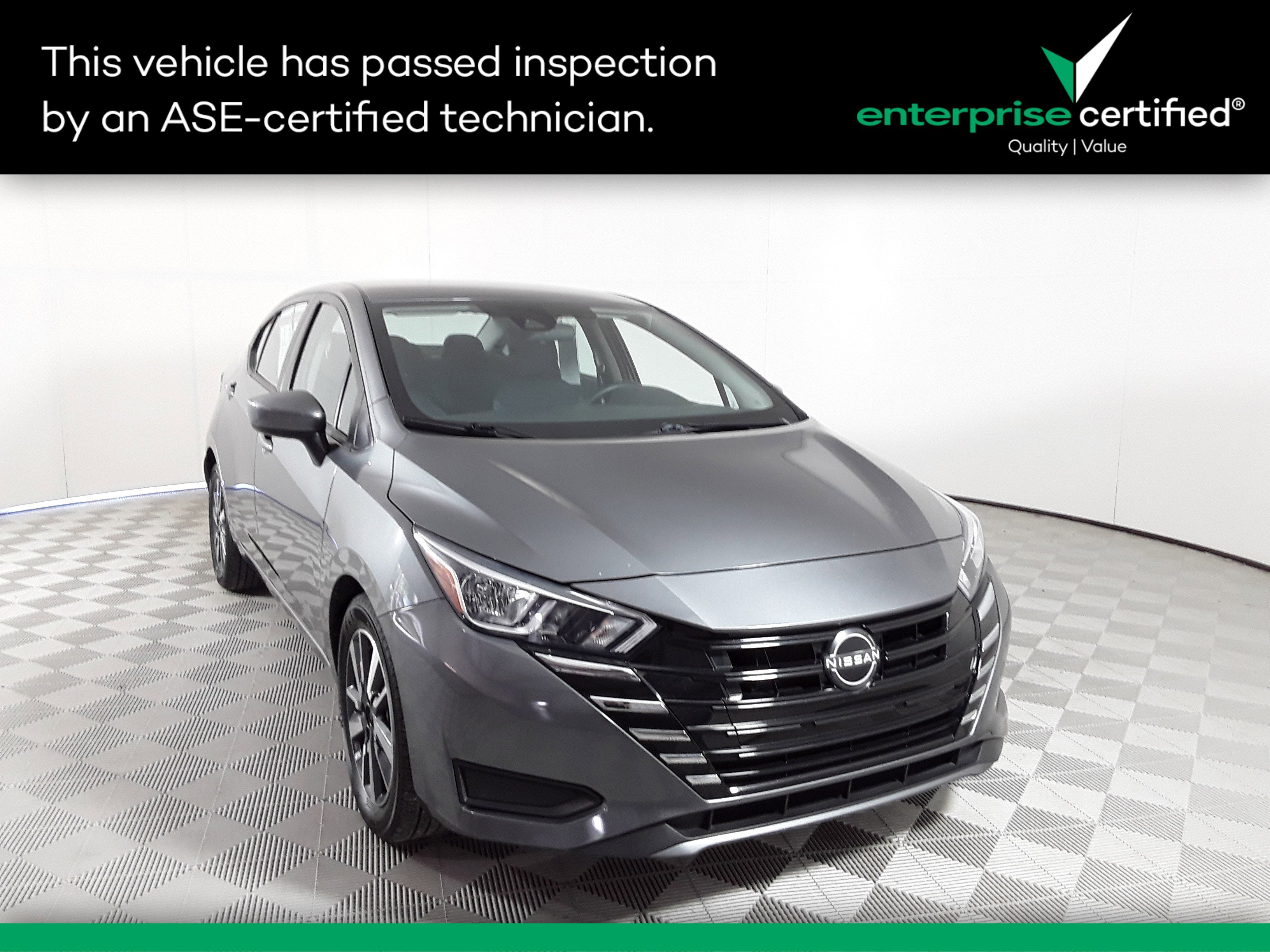 2023 Nissan Versa SV CVT