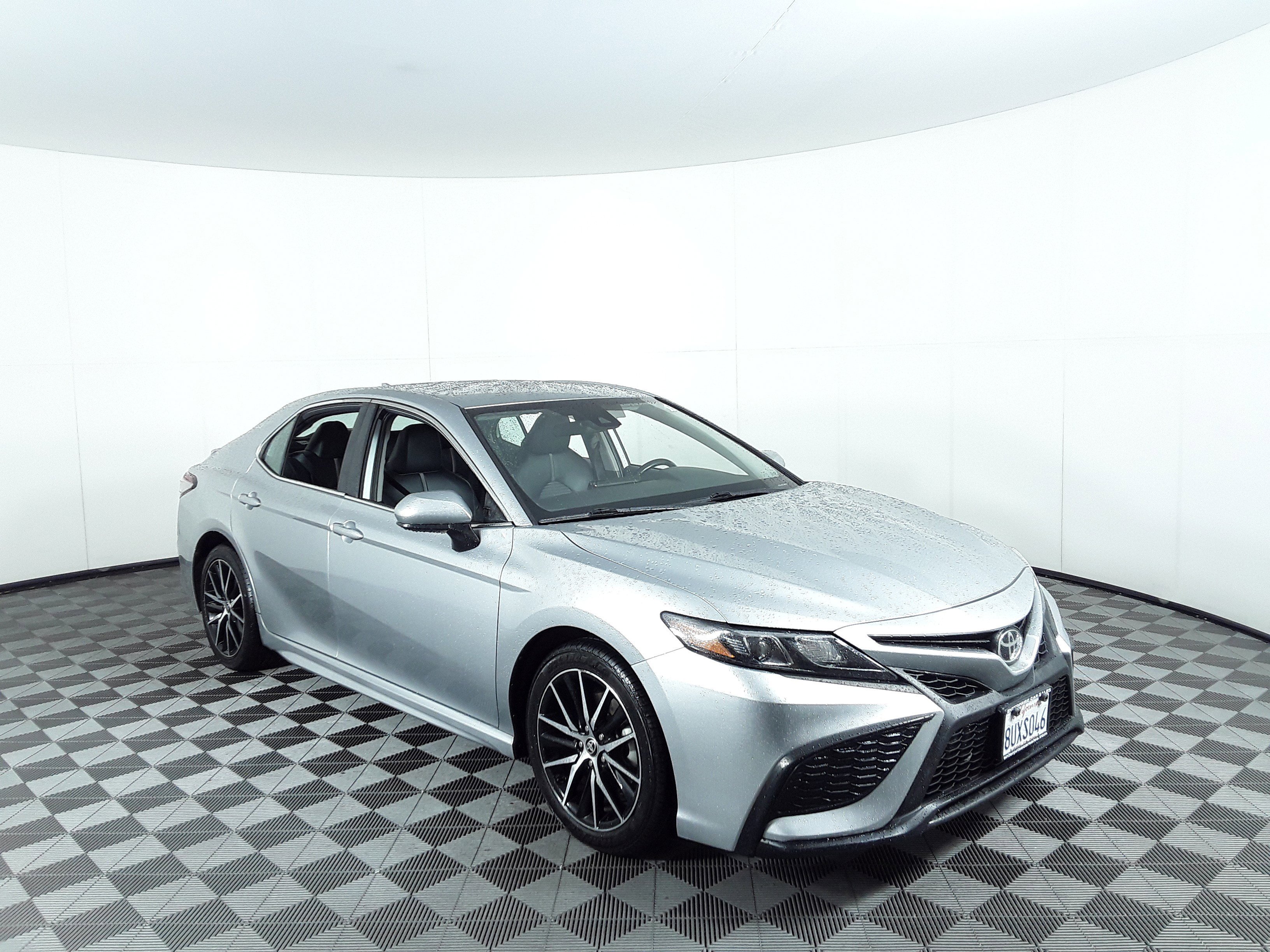 2021 Toyota Camry SE Auto