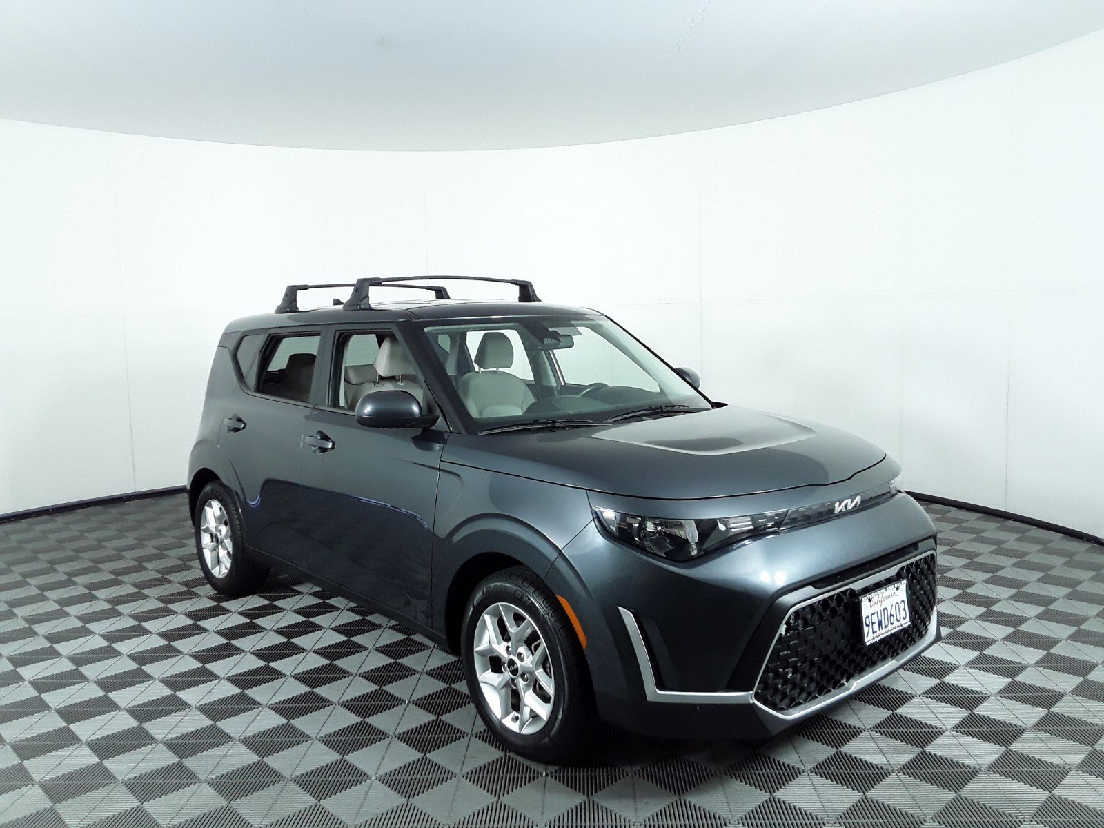 2023 Kia Soul LX IVT