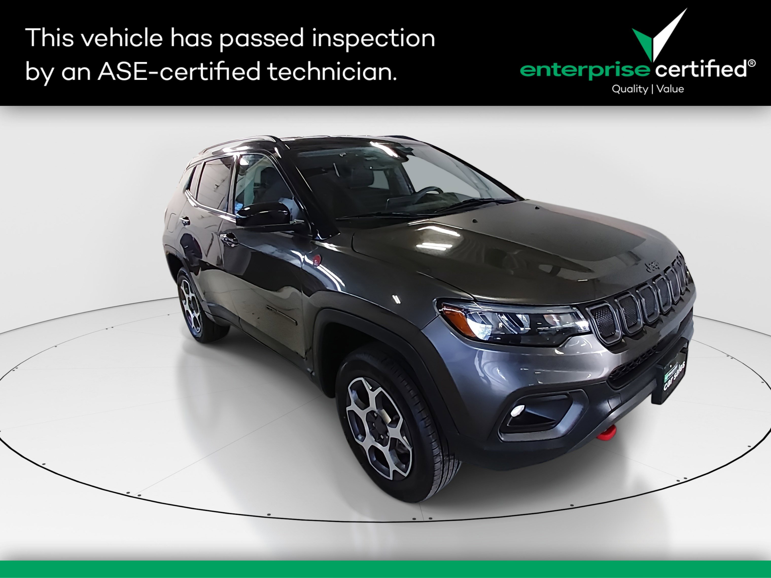 2022 Jeep Compass Trailhawk's photo