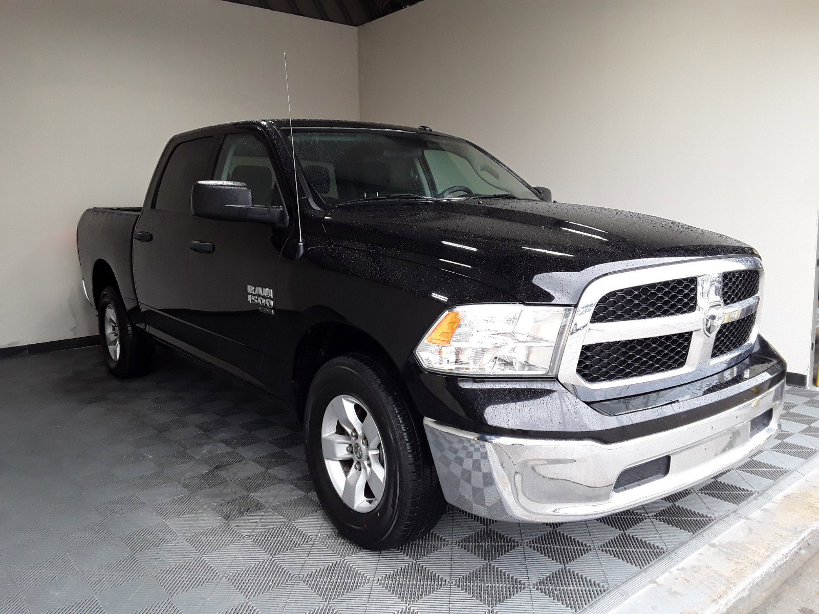 2021 Ram 1500 Classic Tradesman 4x4 Crew Cab 5'7