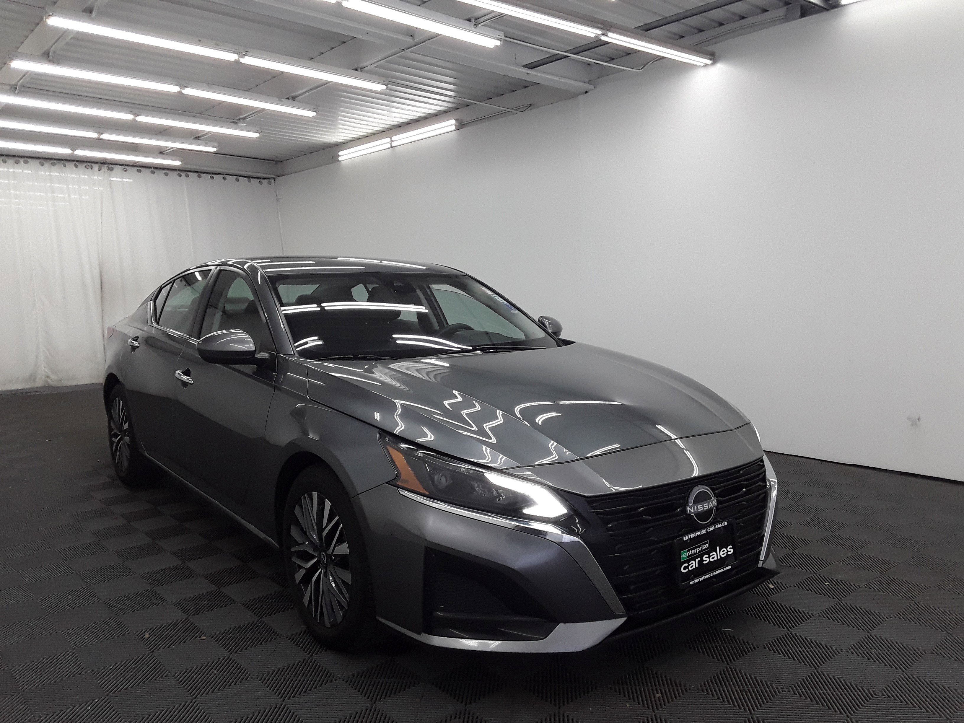 2023 Nissan Altima 2.5 SV Sedan