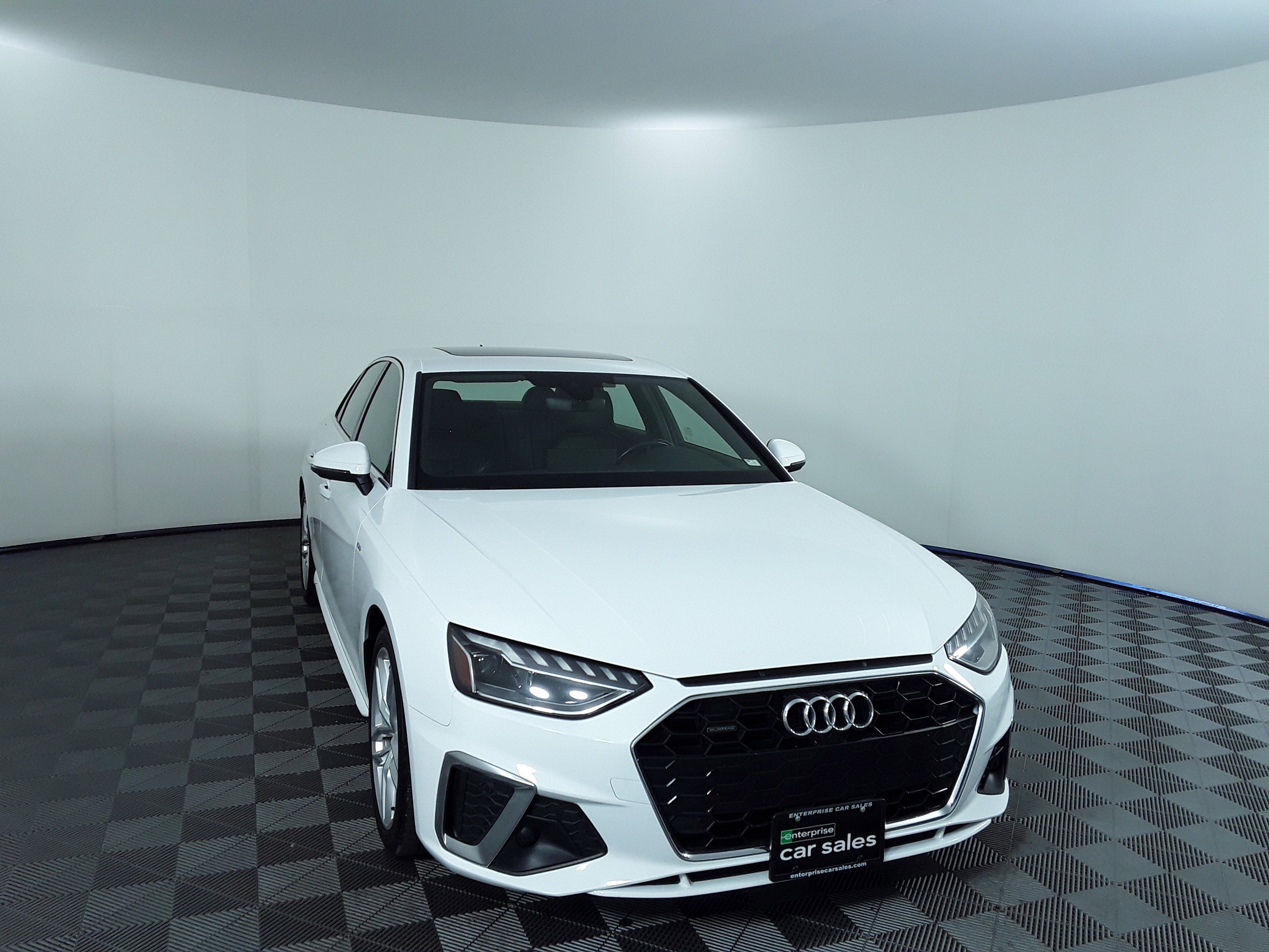 2023 Audi A4 Sedan S line Premium Plus 45 TFSI quattro