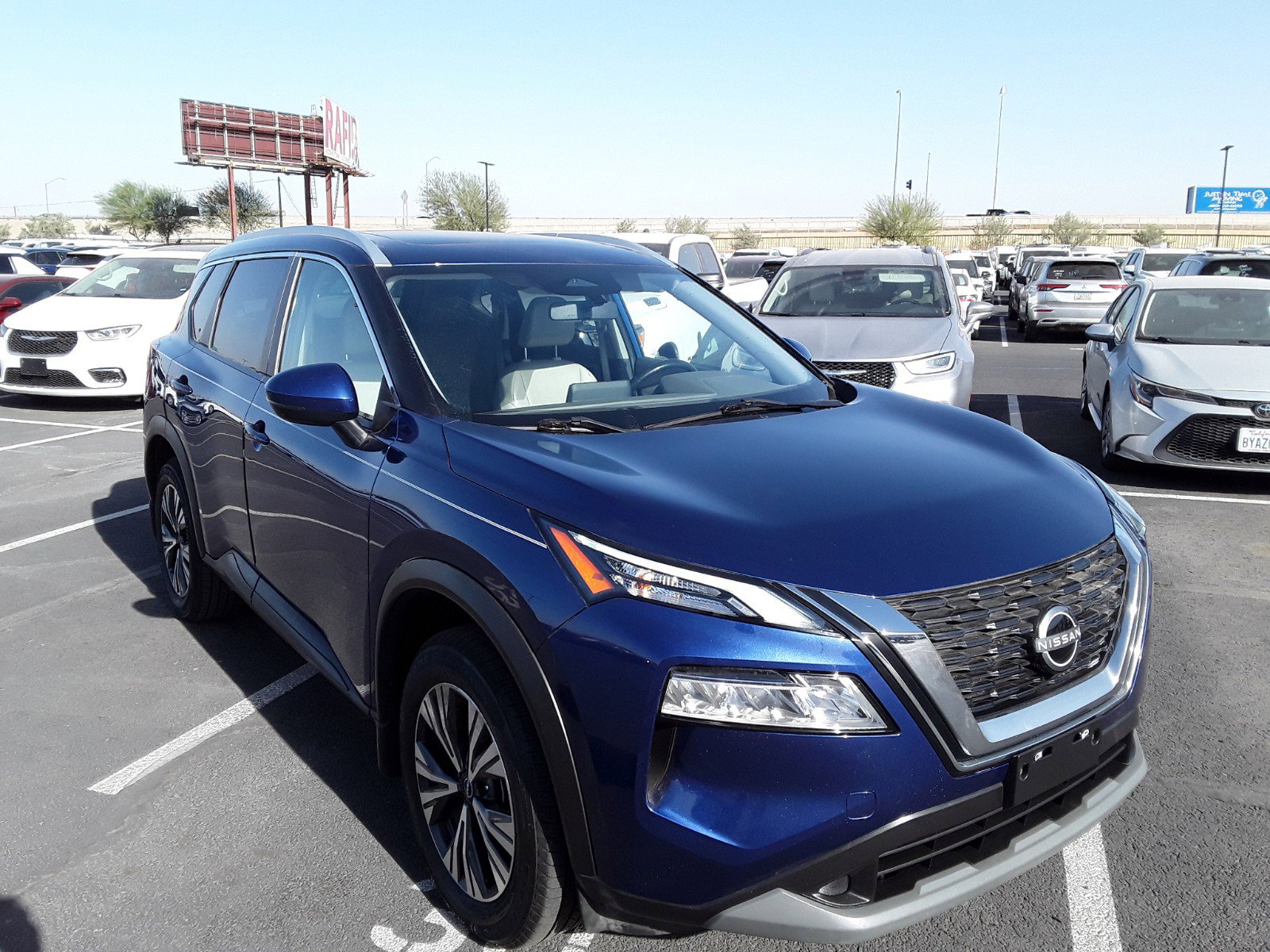 2022 Nissan Rogue AWD SV