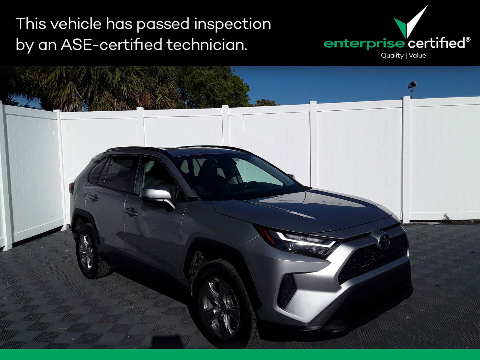 Used 2022 Toyota RAV4 XLE FWD