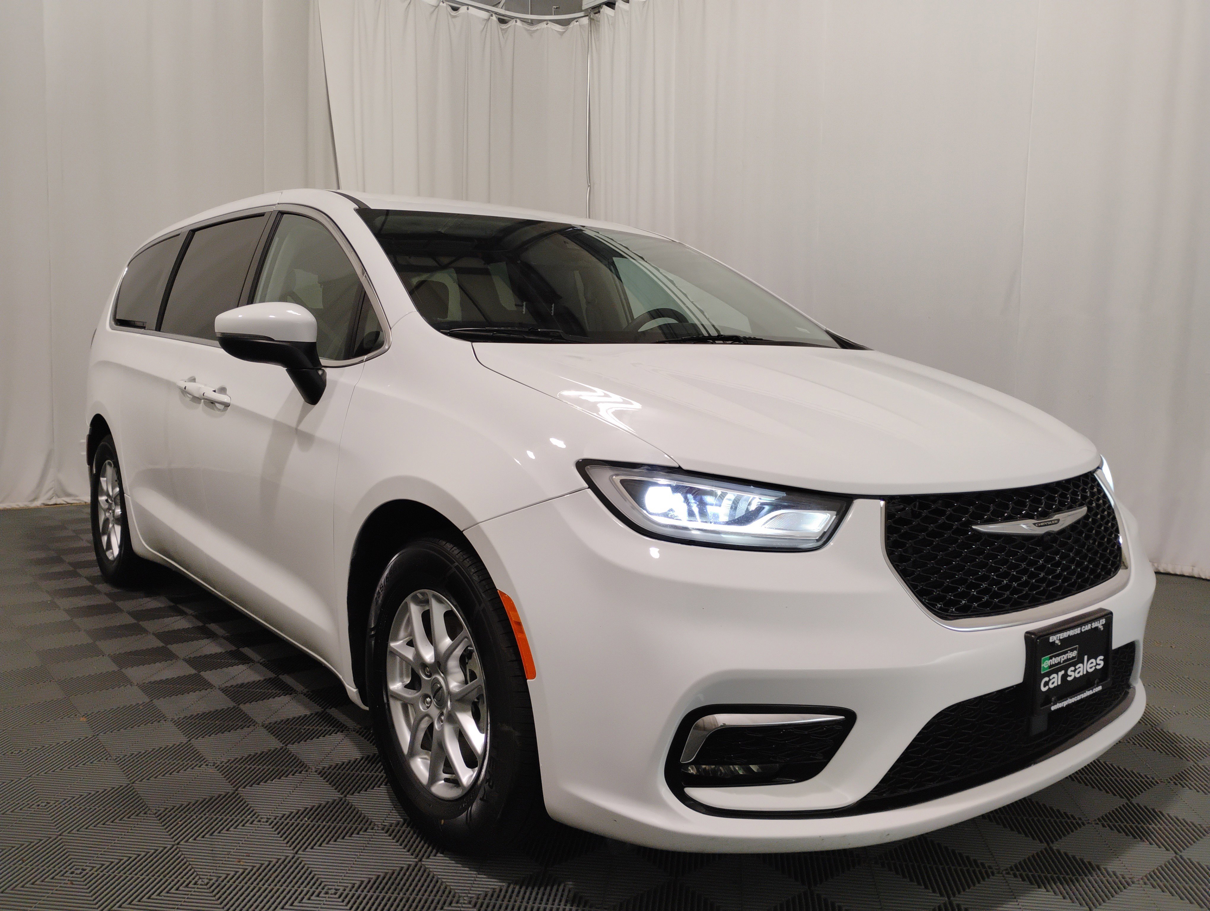 2023 Chrysler Pacifica Touring L FWD