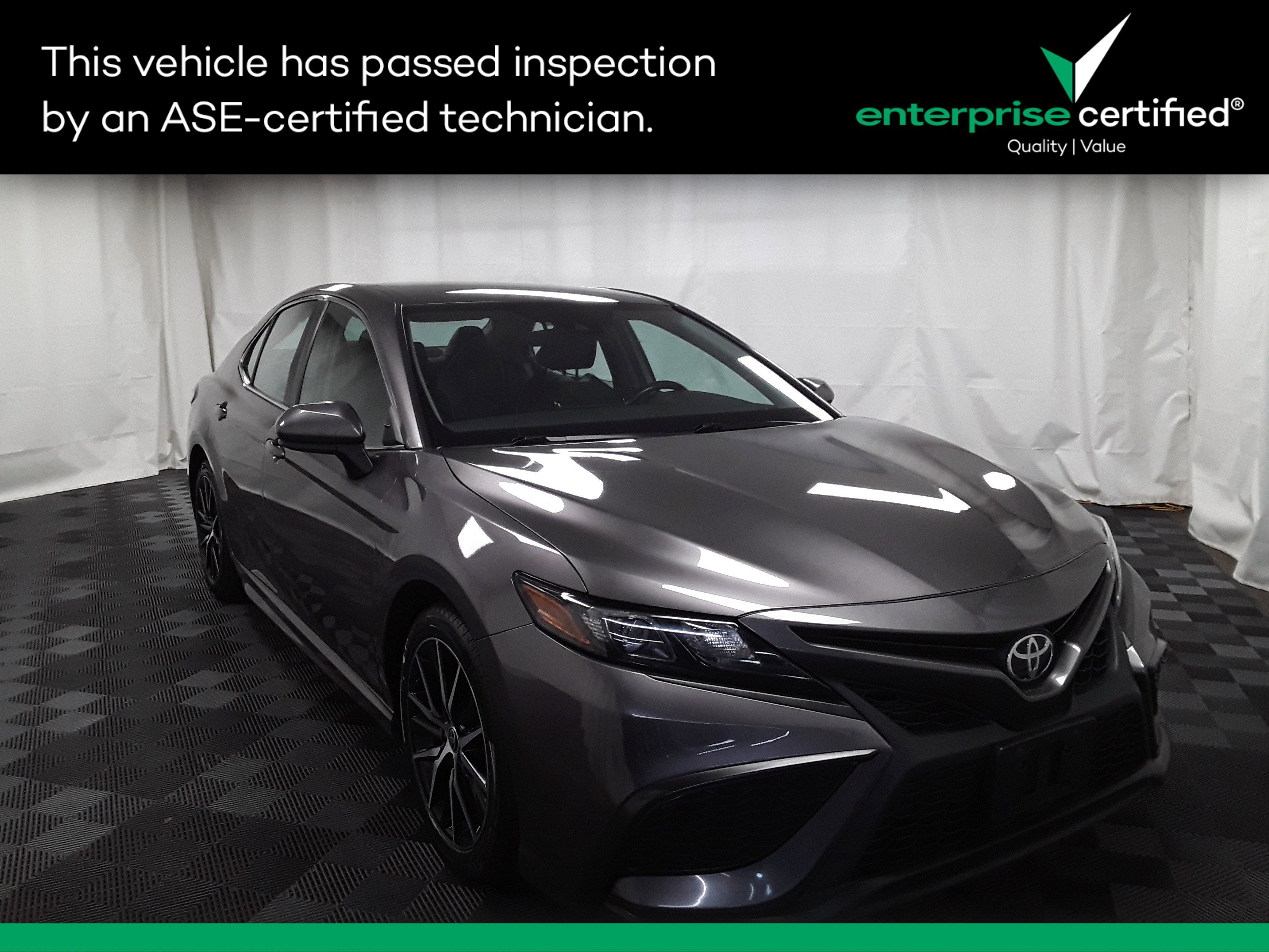 2021 Toyota Camry SE Auto