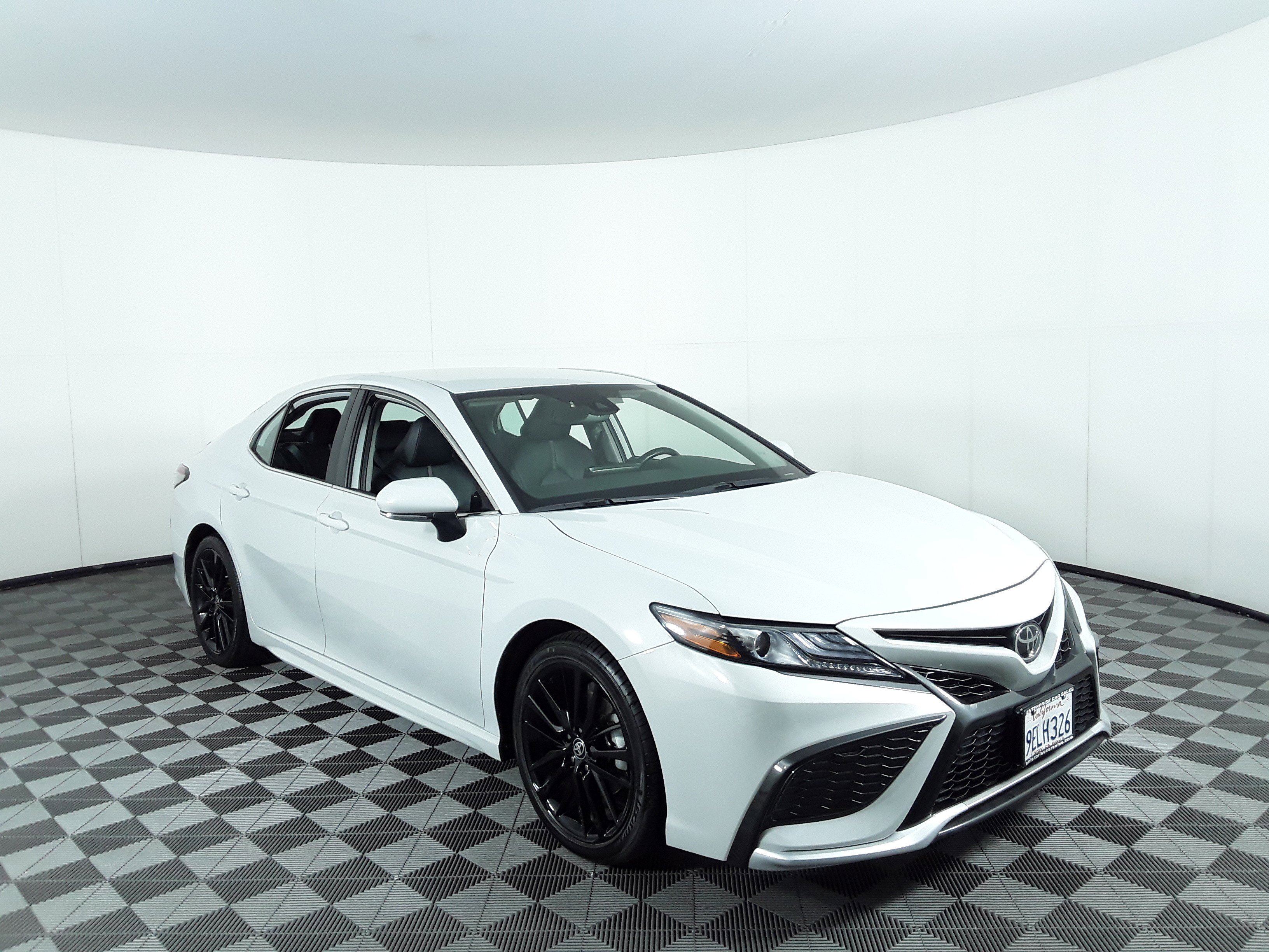 2023 Toyota Camry XSE Auto