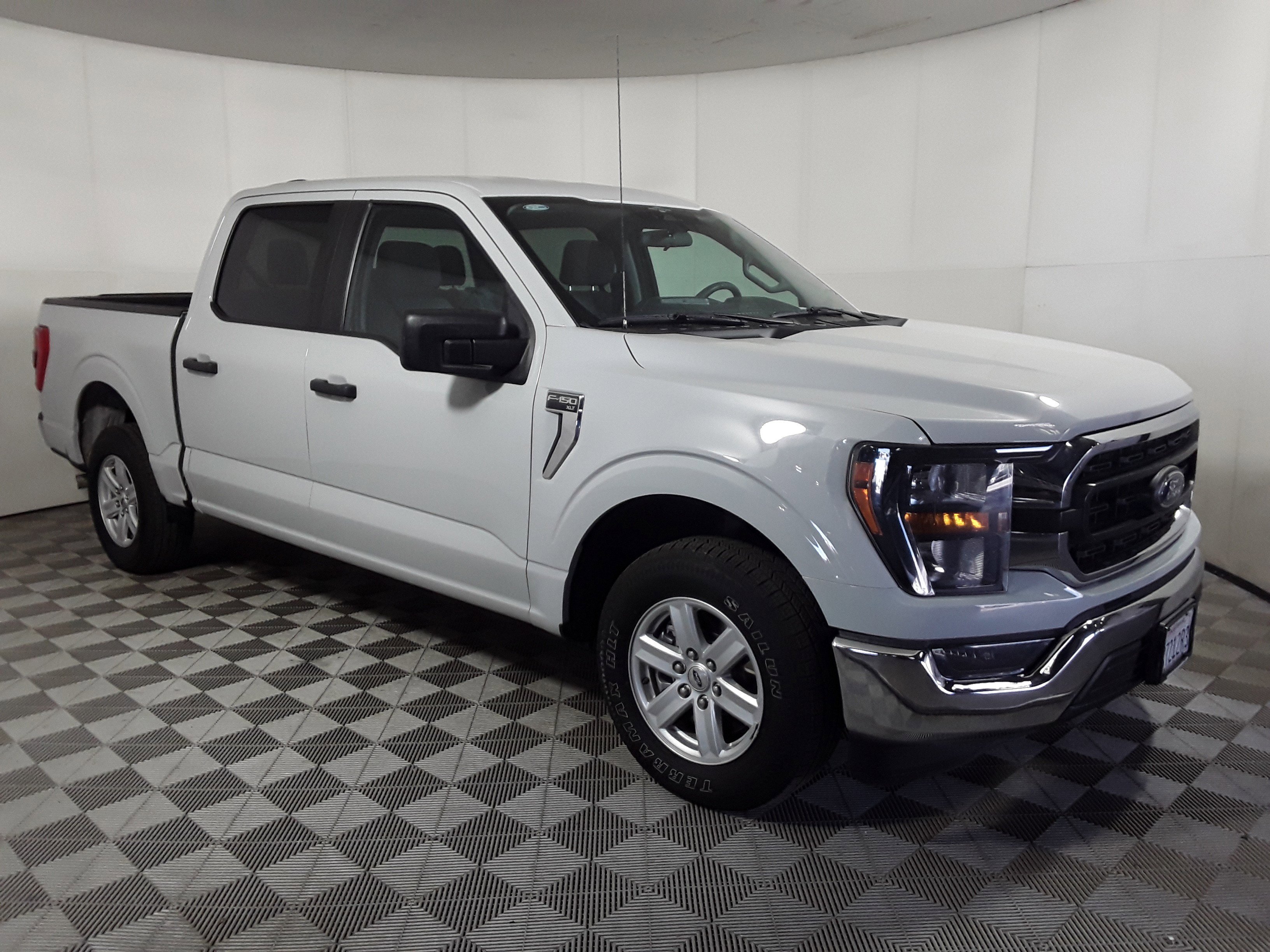 2023 Ford F-150 XLT 2WD SuperCrew 5.5' Box