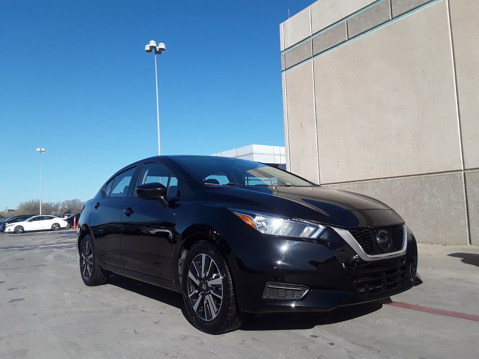 2021 Nissan Versa SV CVT