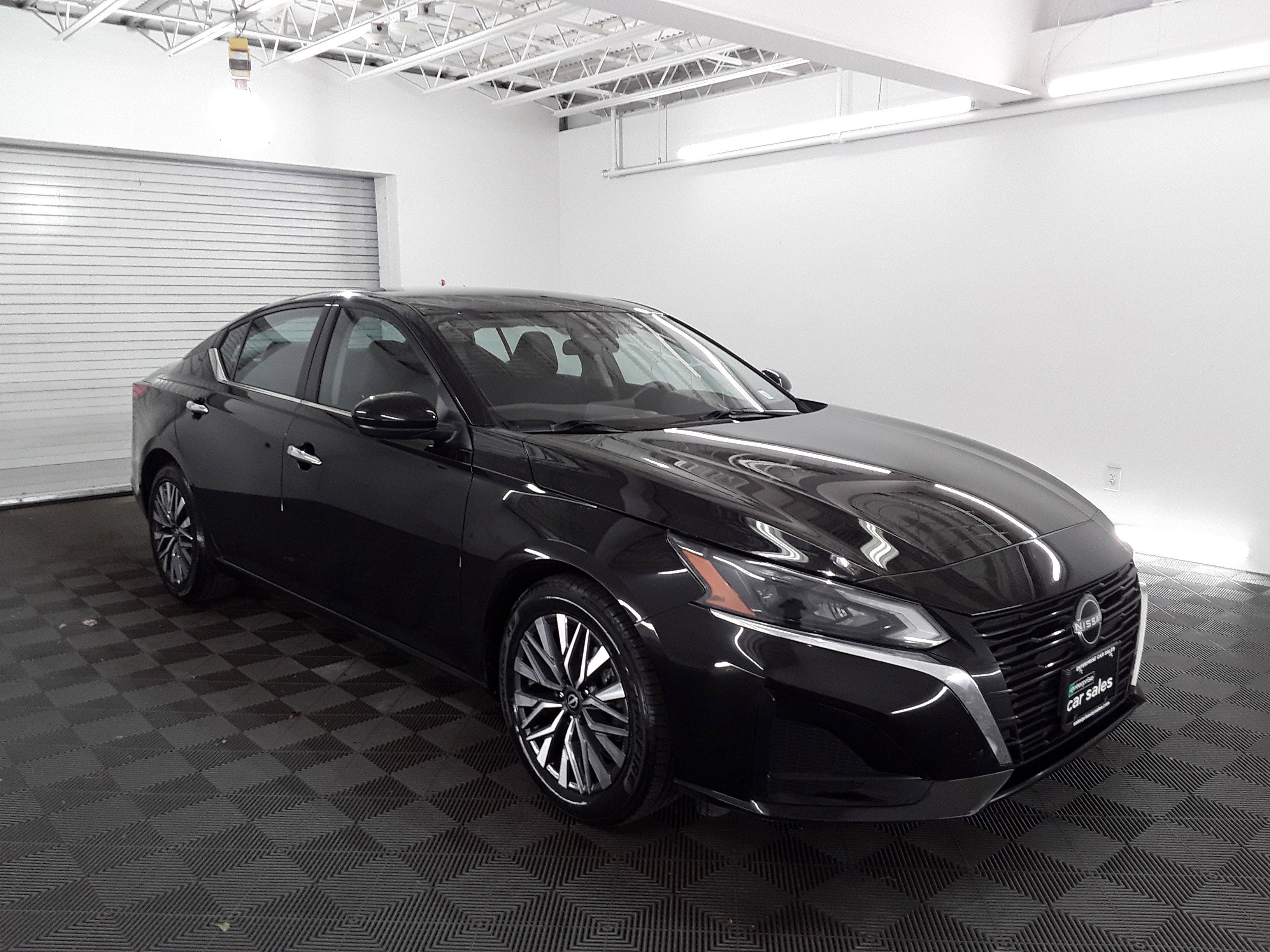 2023 Nissan Altima 2.5 SV Sedan