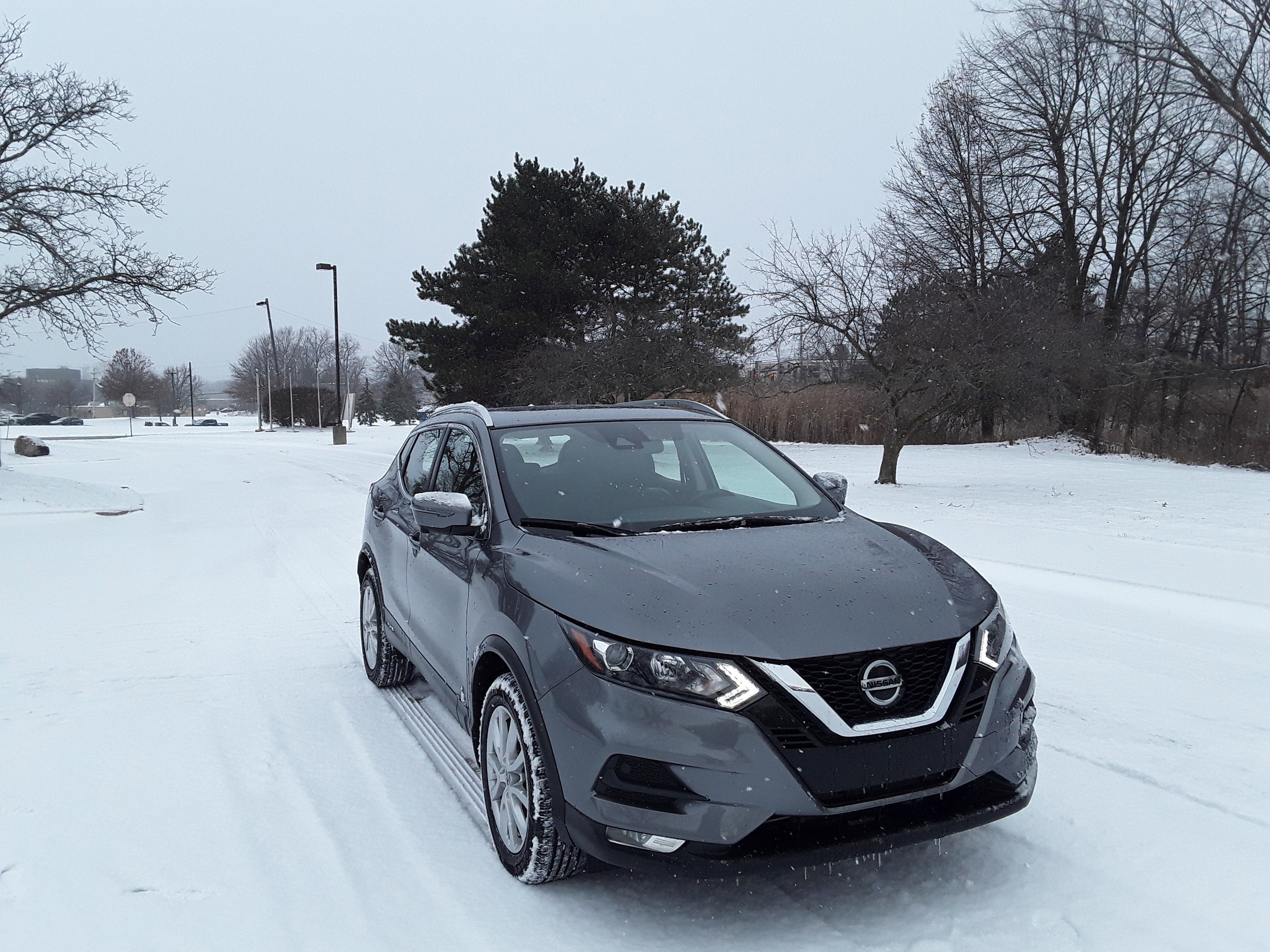 Used 2022 Nissan Rogue Sport AWD SV