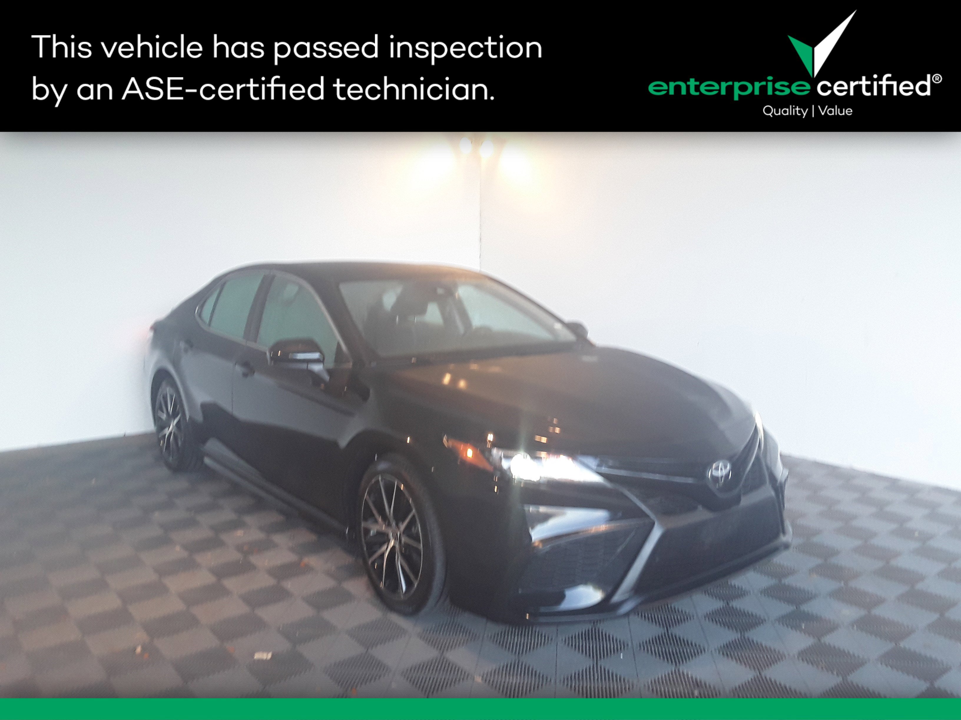 Used 2021 Toyota Camry SE Auto