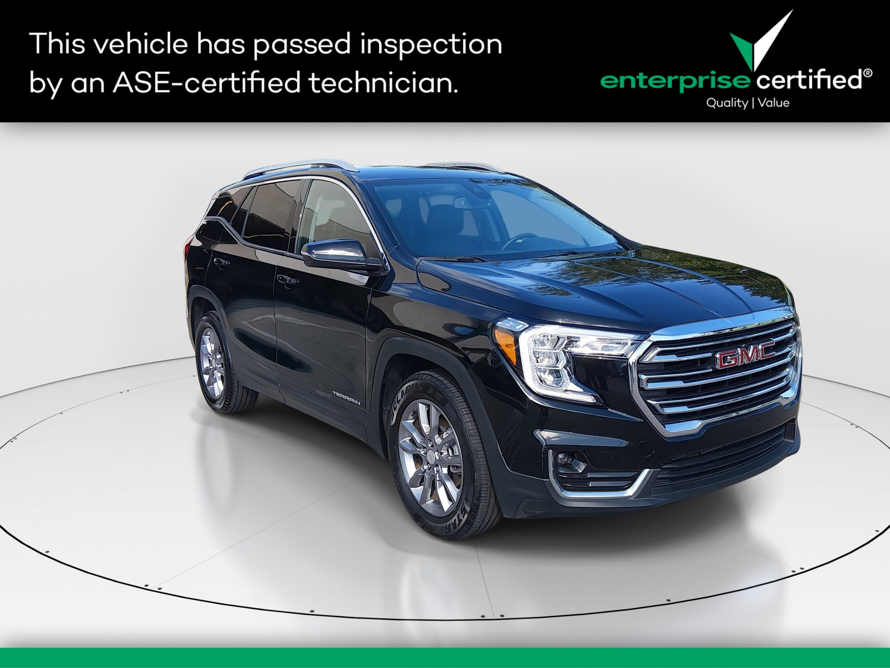 2024 GMC Terrain SLT's photo