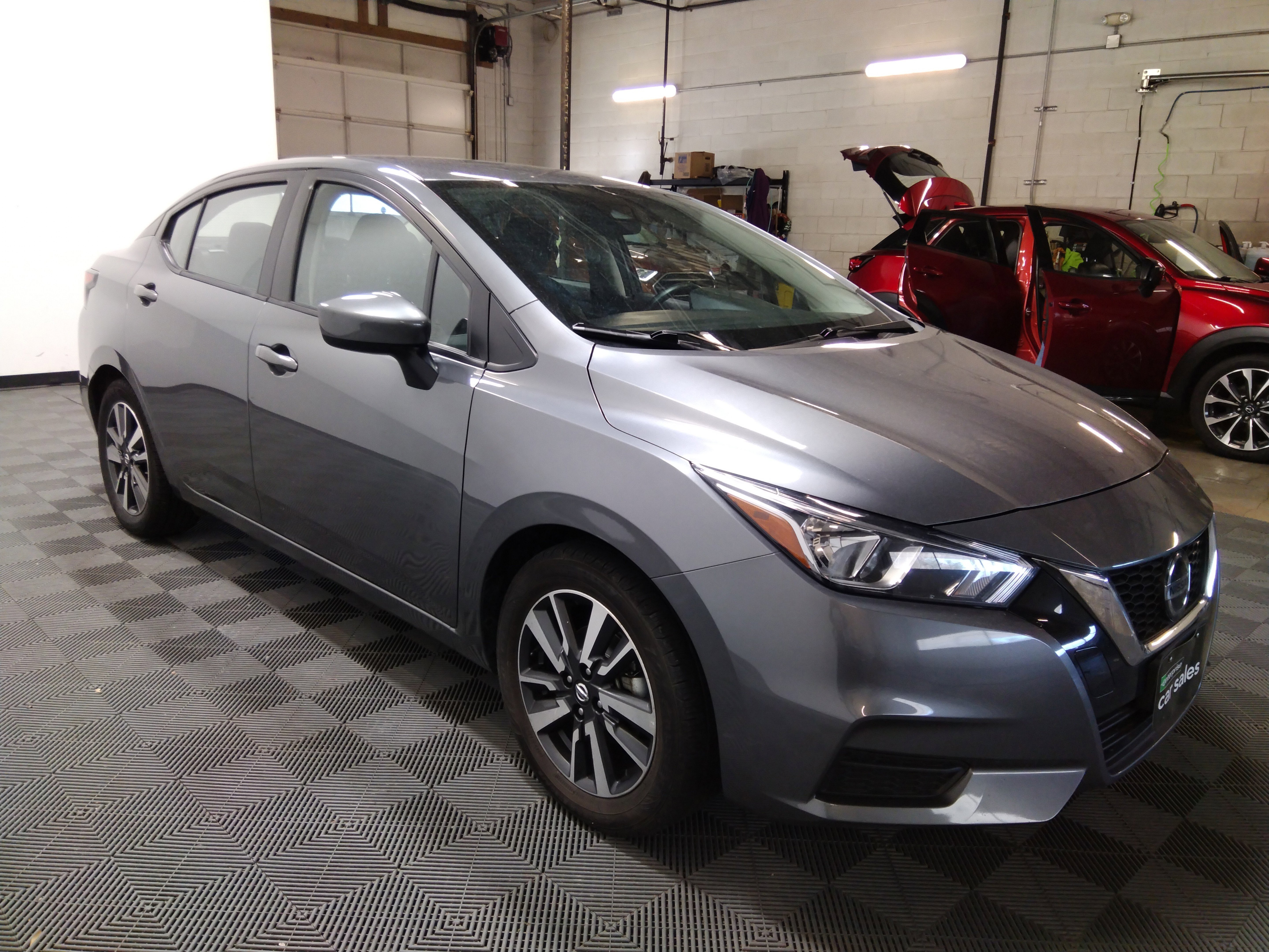 2022 Nissan Versa SV CVT