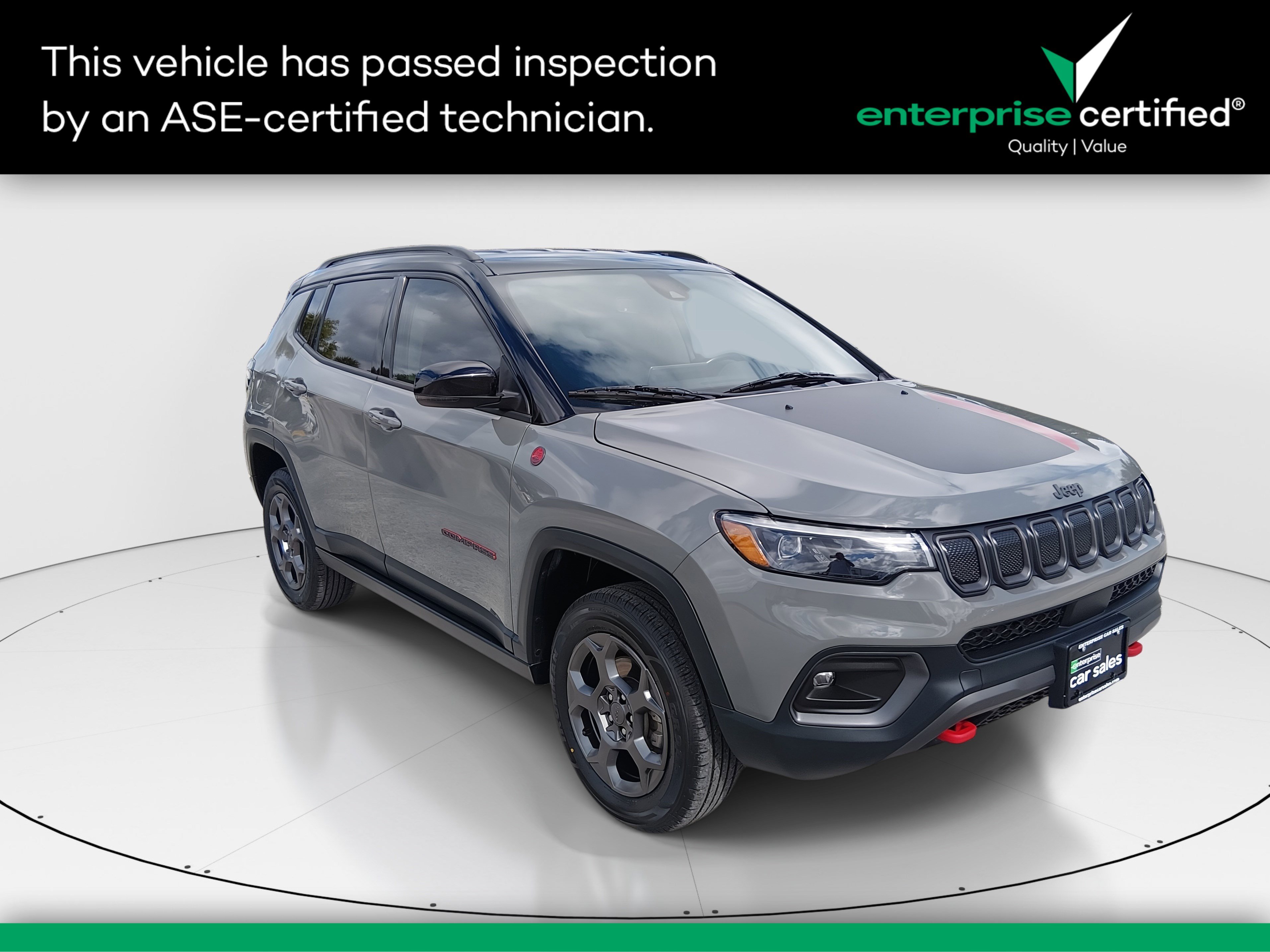 2022 Jeep Compass Trailhawk's photo