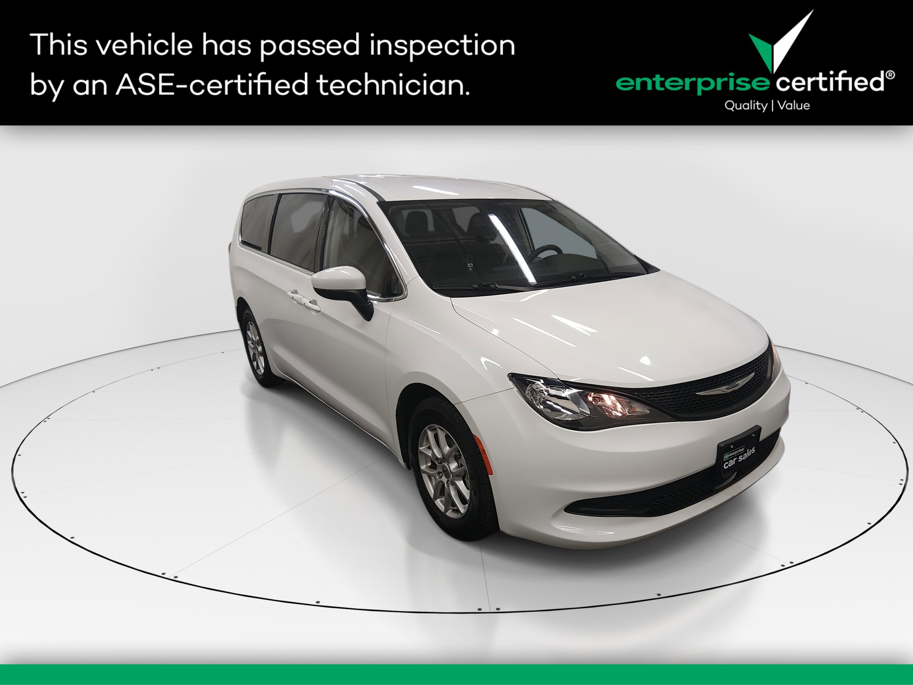 Used 2023 Chrysler Voyager LX FWD's photo