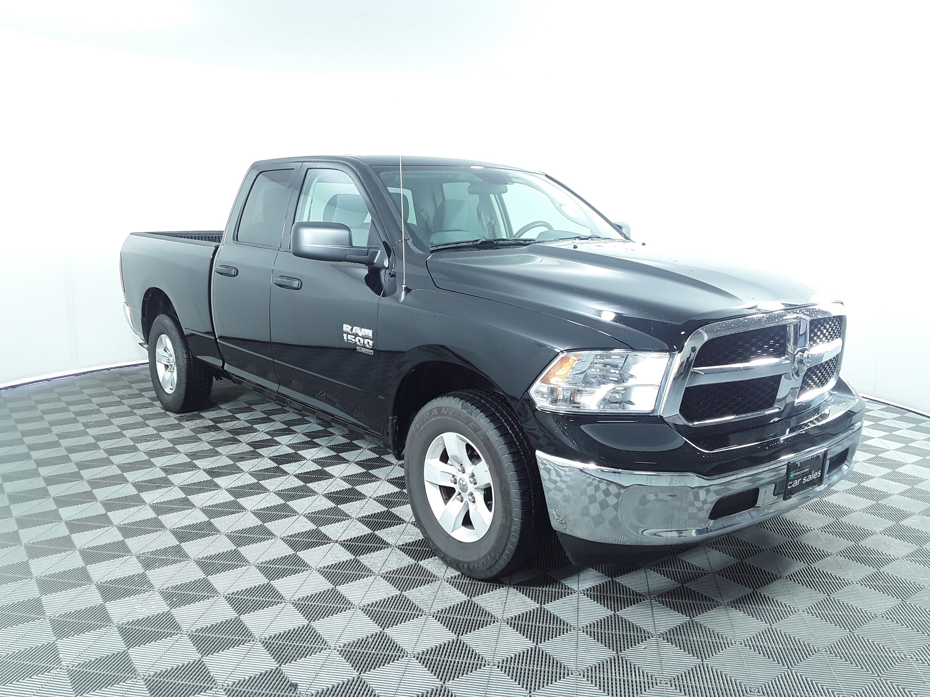 2024 Ram 1500 Classic SLT 4x4 Quad Cab 6'4