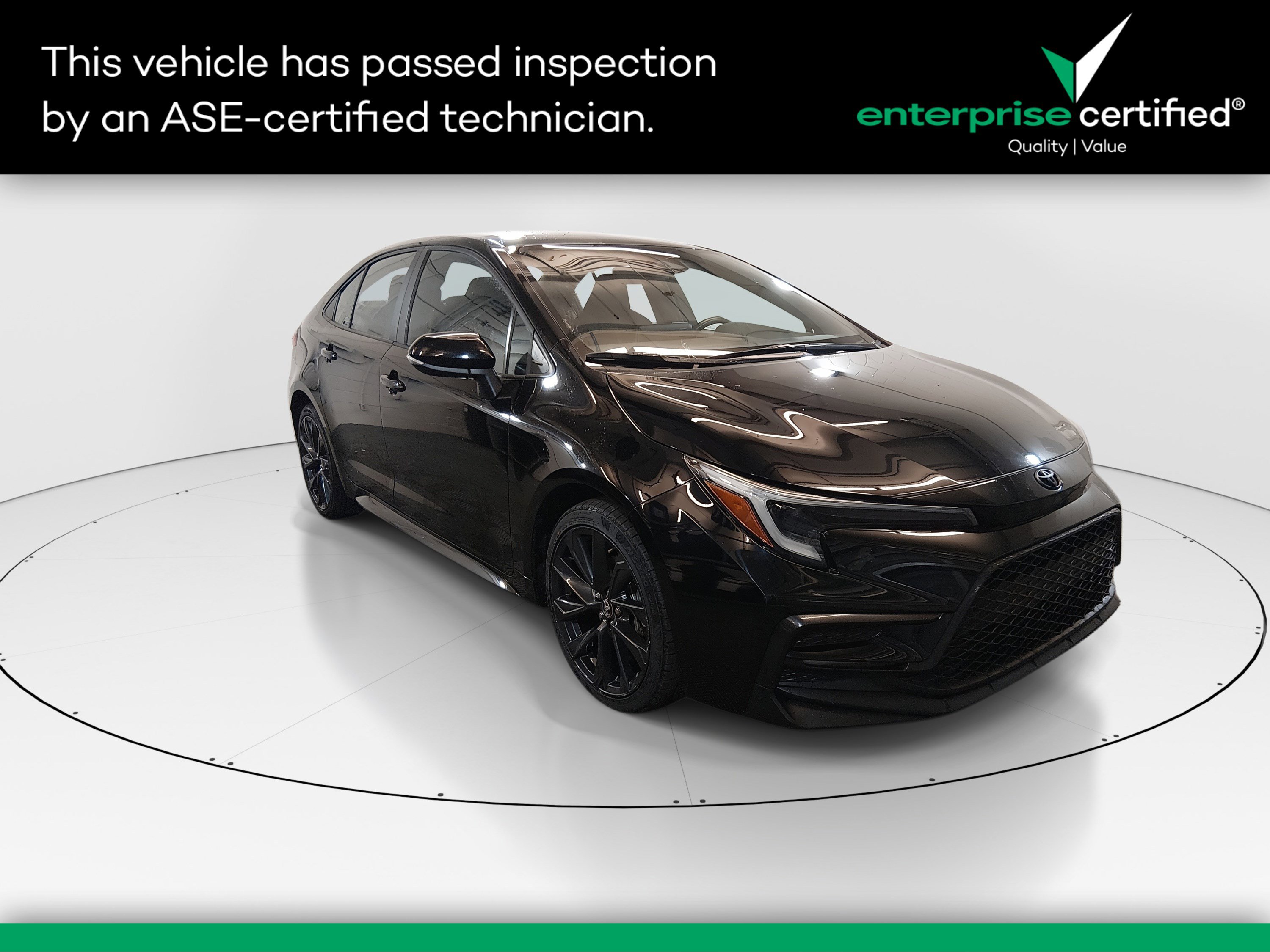 2023 Toyota Corolla SE's photo