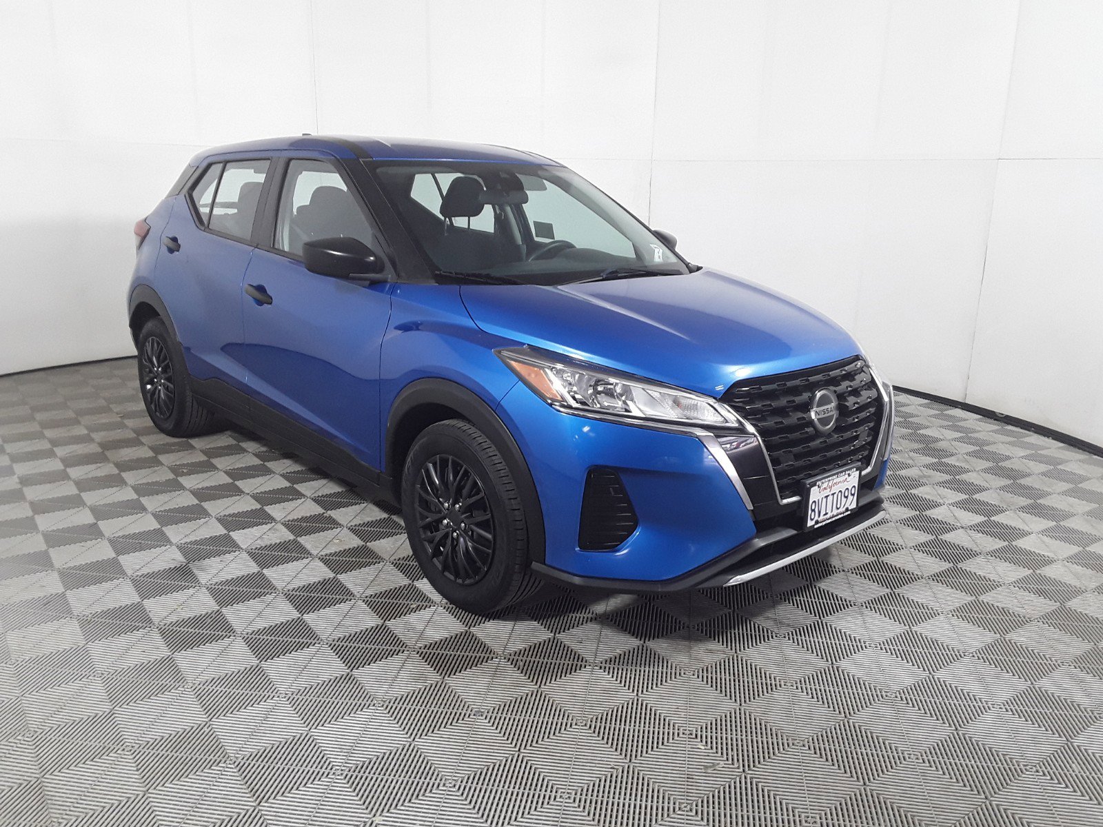 Used 2021 Nissan Kicks S FWD