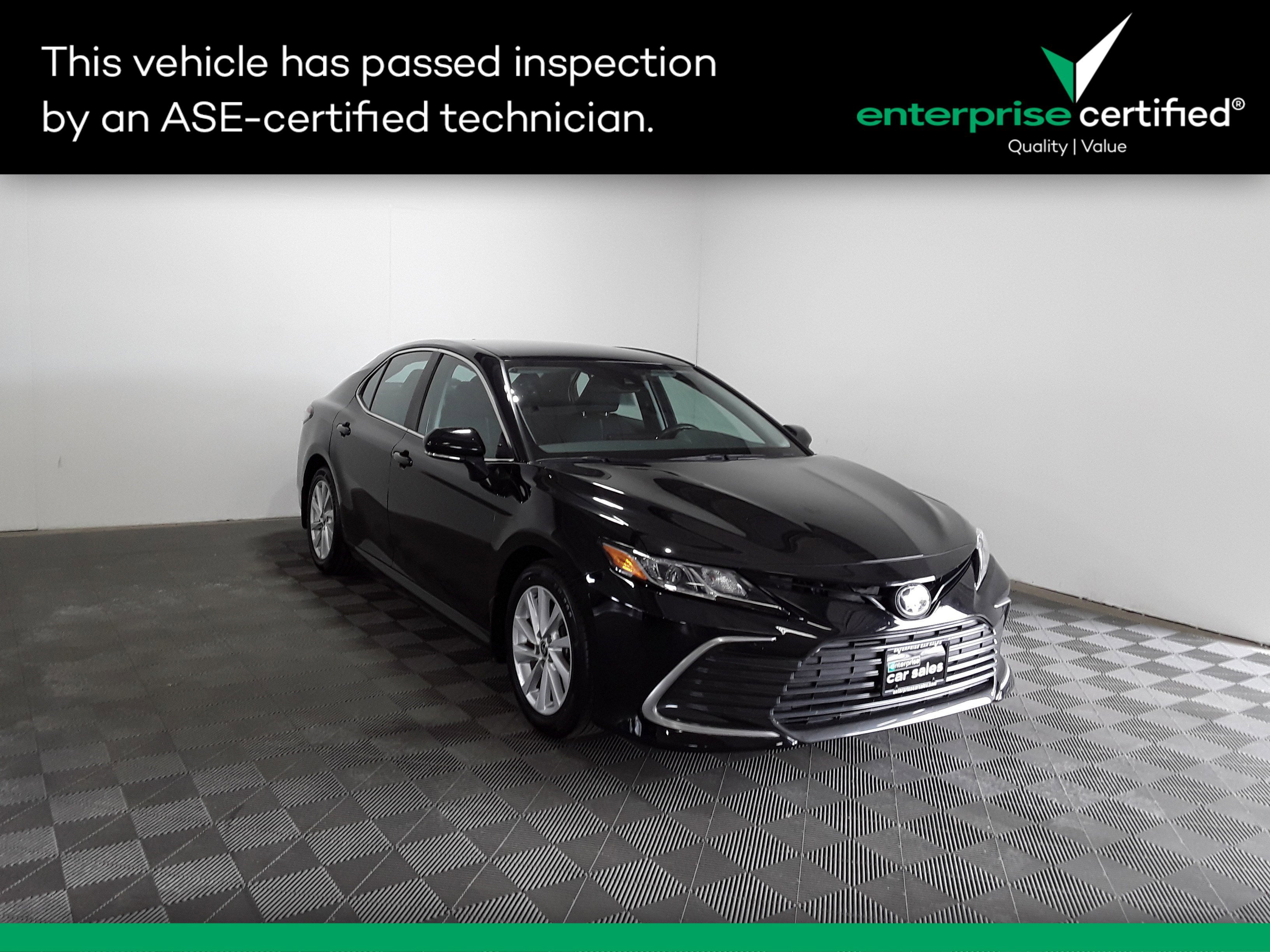 2023 Toyota Camry LE Auto
