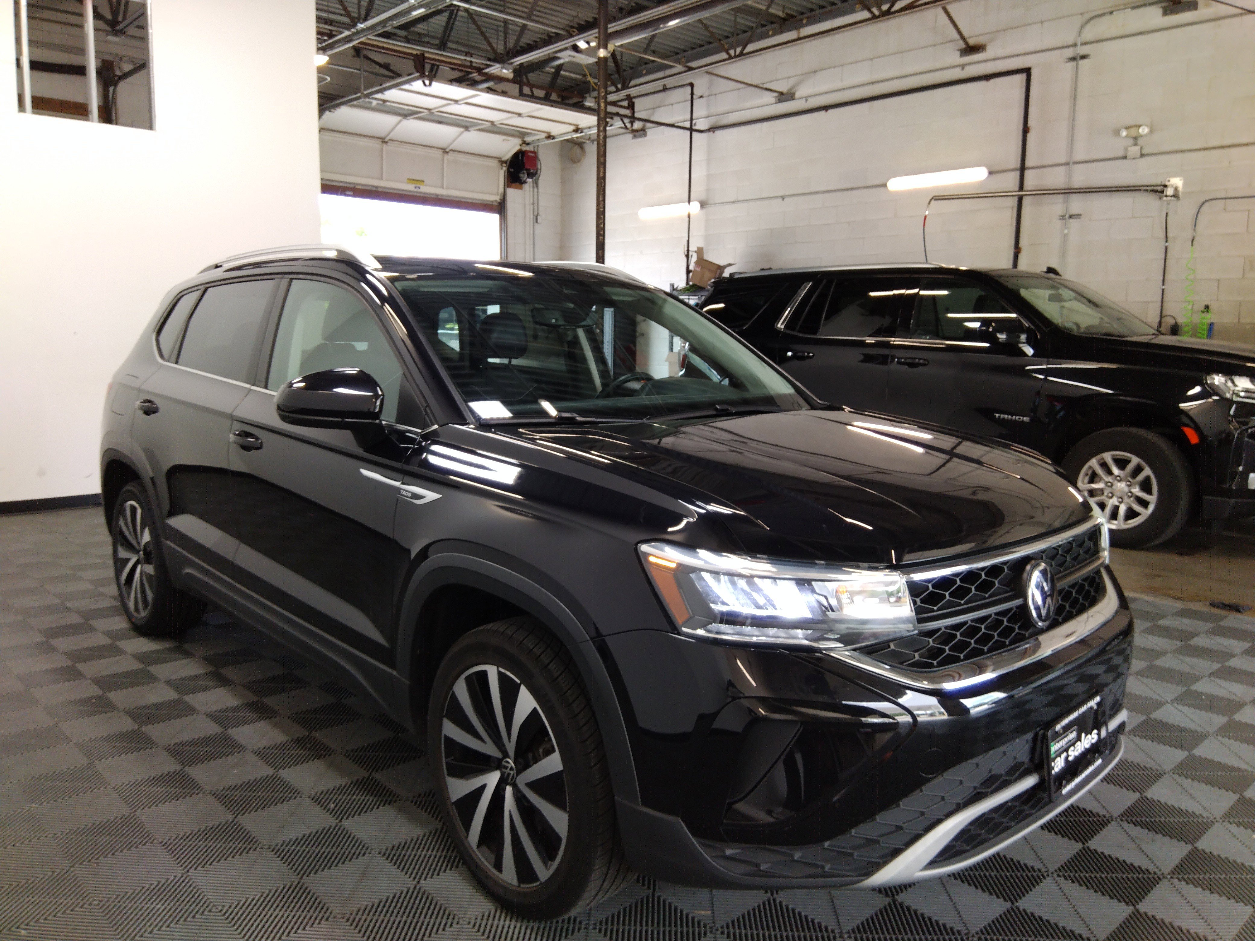 2023 Volkswagen Taos SE FWD