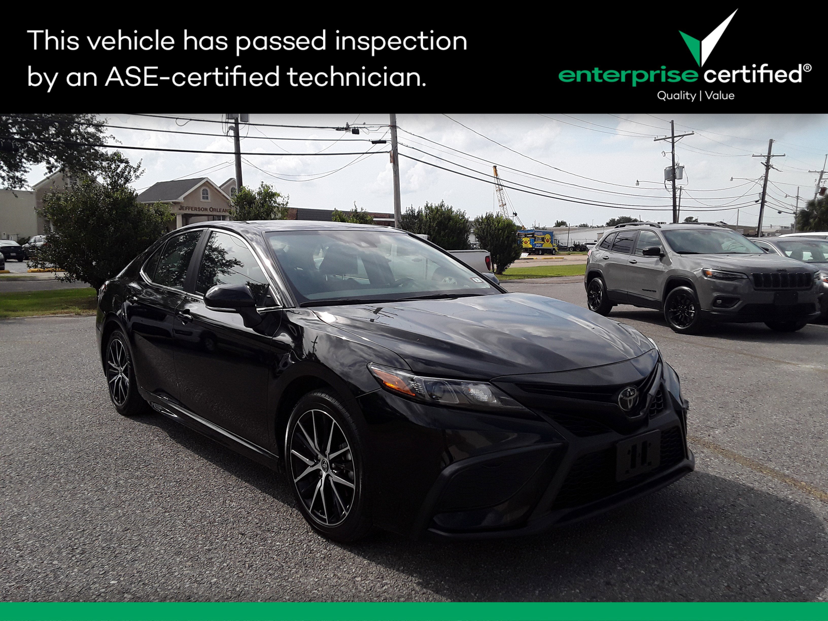 2023 Toyota Camry SE Auto