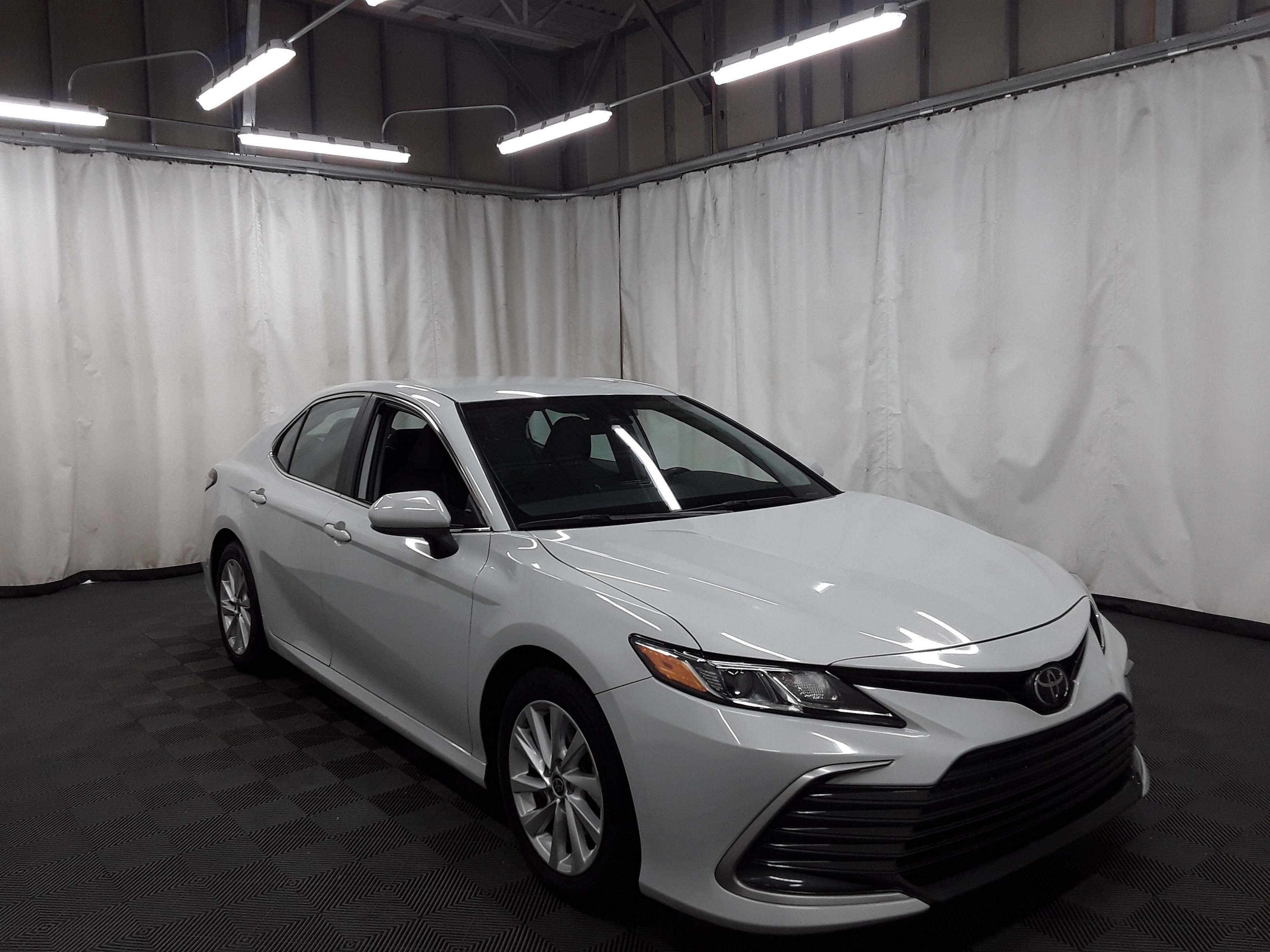 2023 Toyota Camry LE Auto
